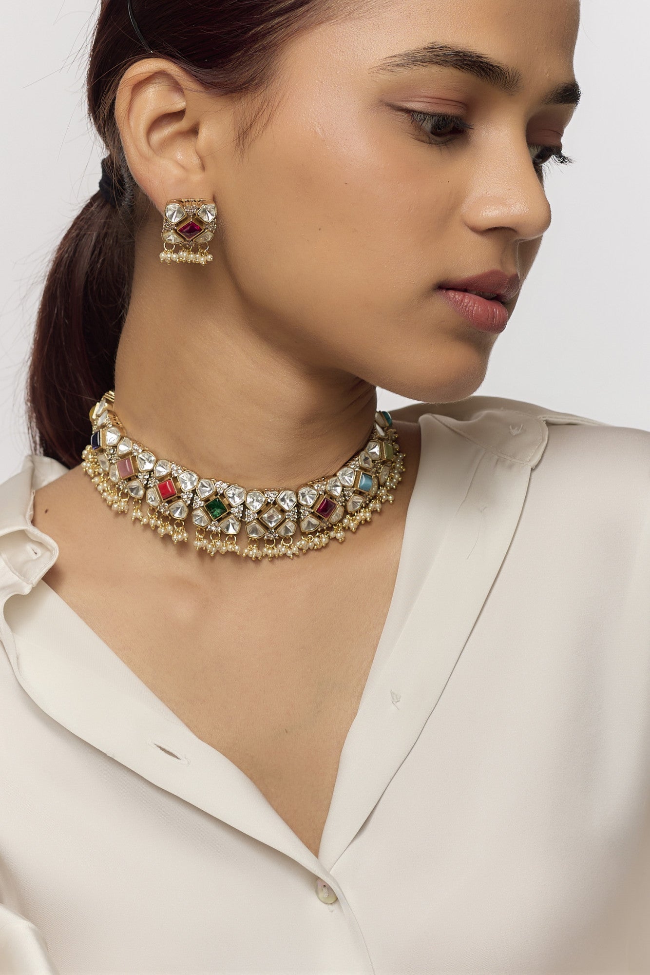 White Finish Sapphire Necklace Set