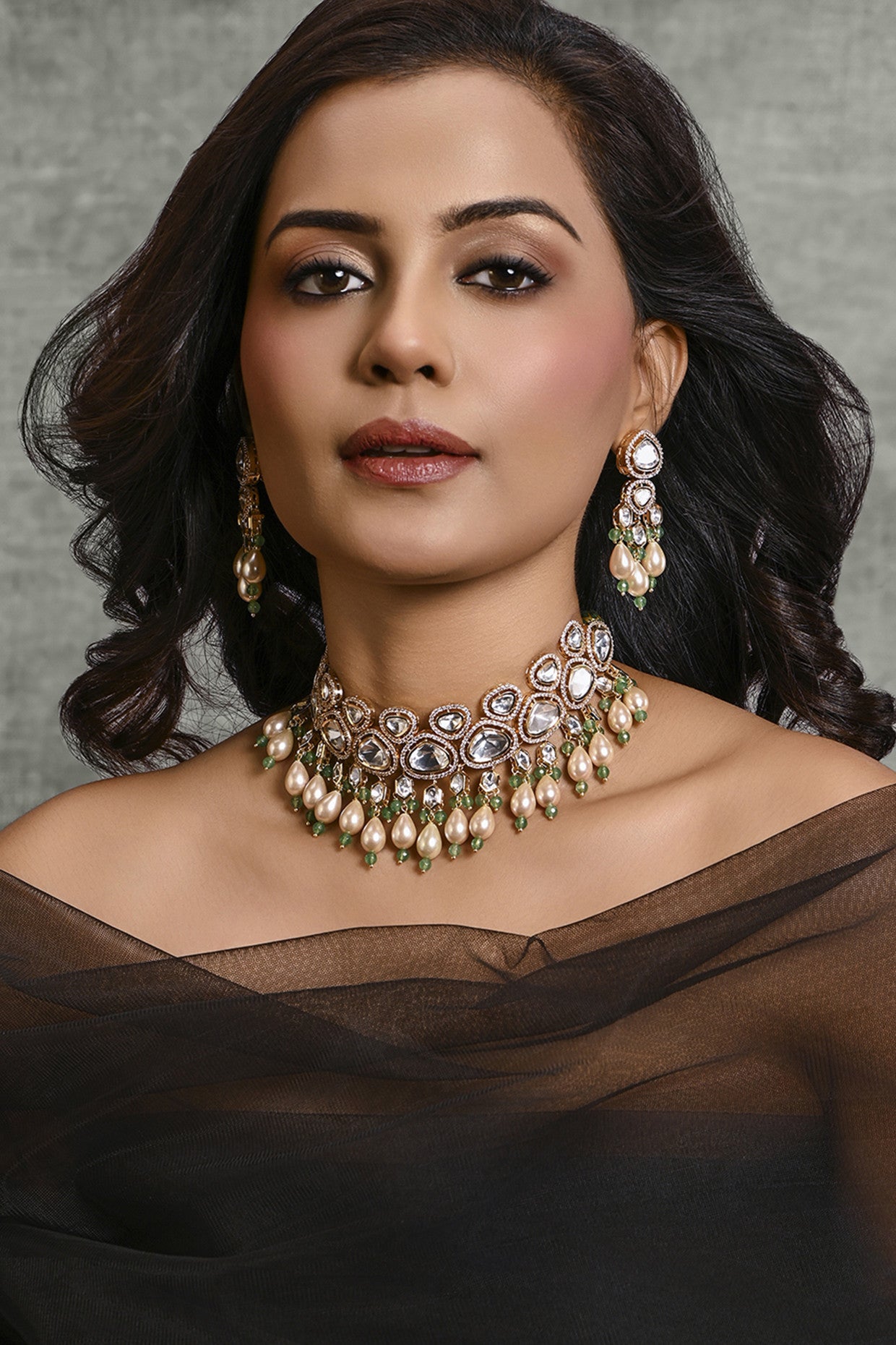 Golden Glory Choker With Earrings in 22Kt Gold Plating