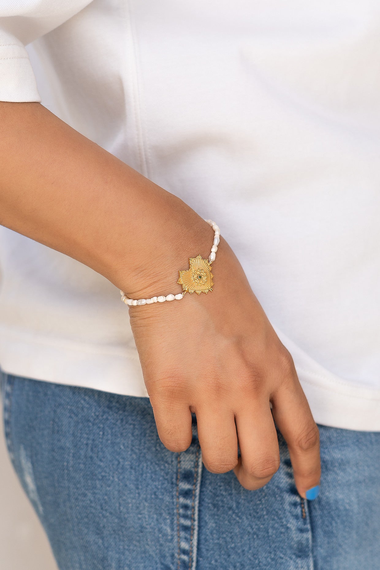 Heart Chakra Pearl Bracelet