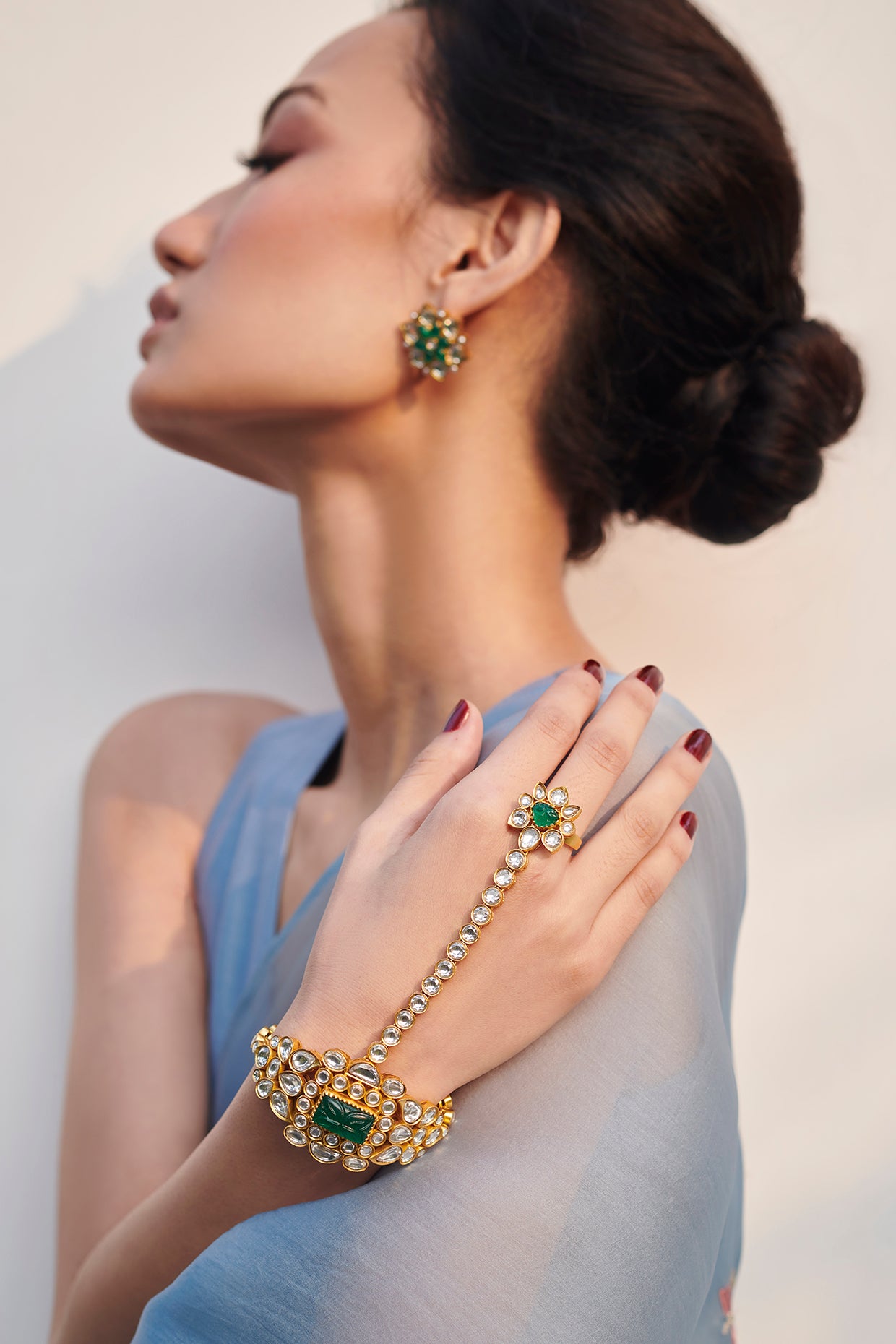 22kt Savannah Hand Jewel