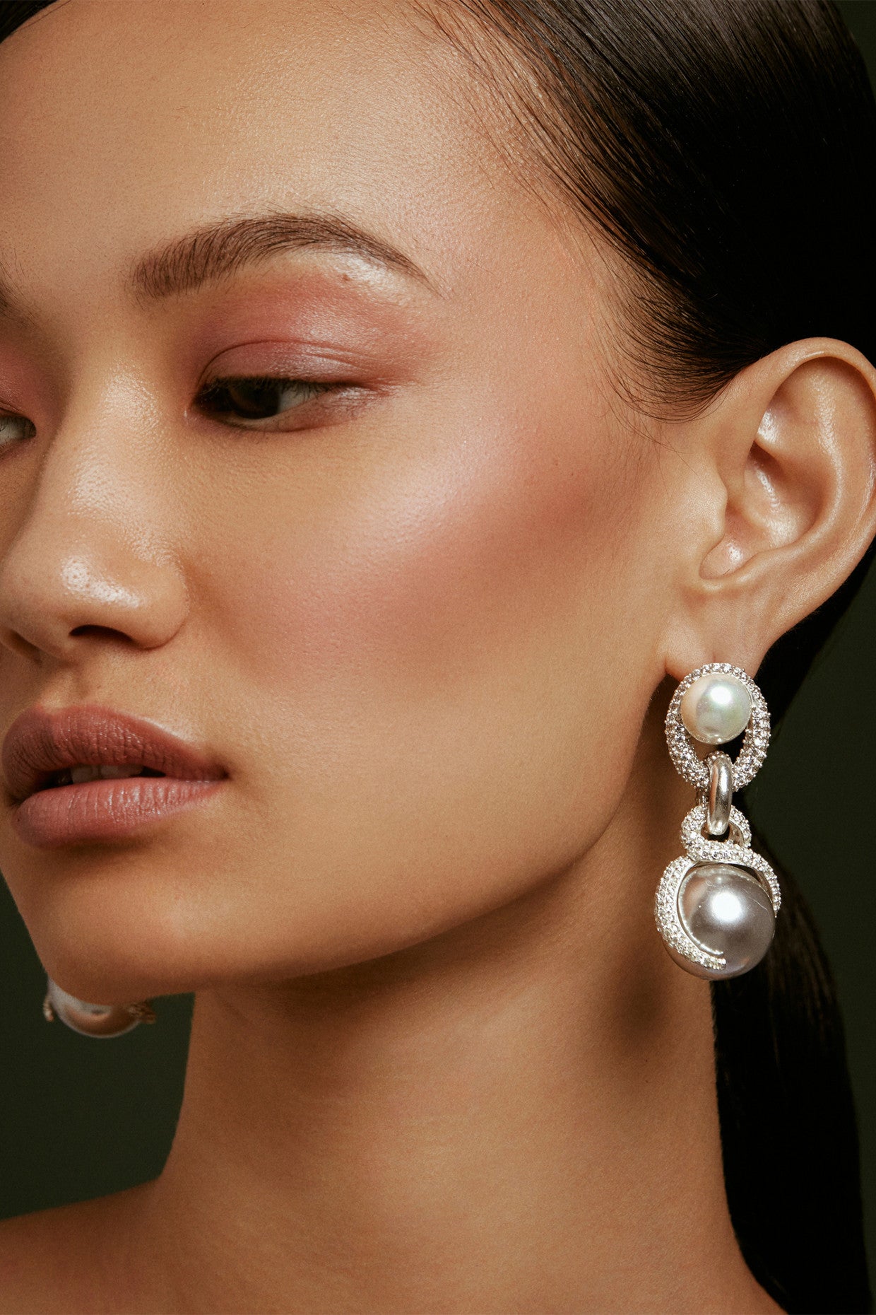 Illume Pearl Earrings Silver Plated