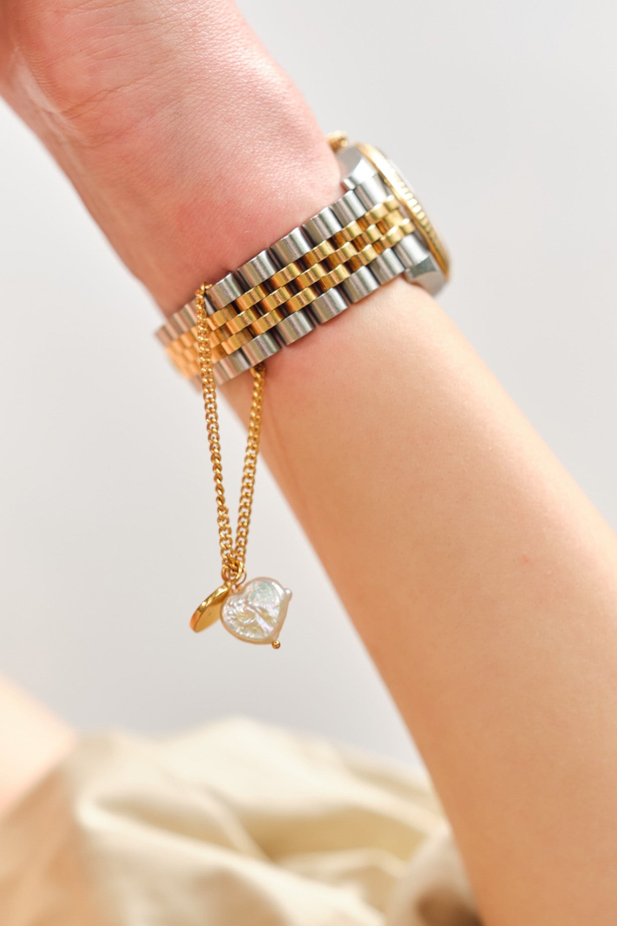 Infatuation Pearl Watch Charm 22Kt Gold-Plated