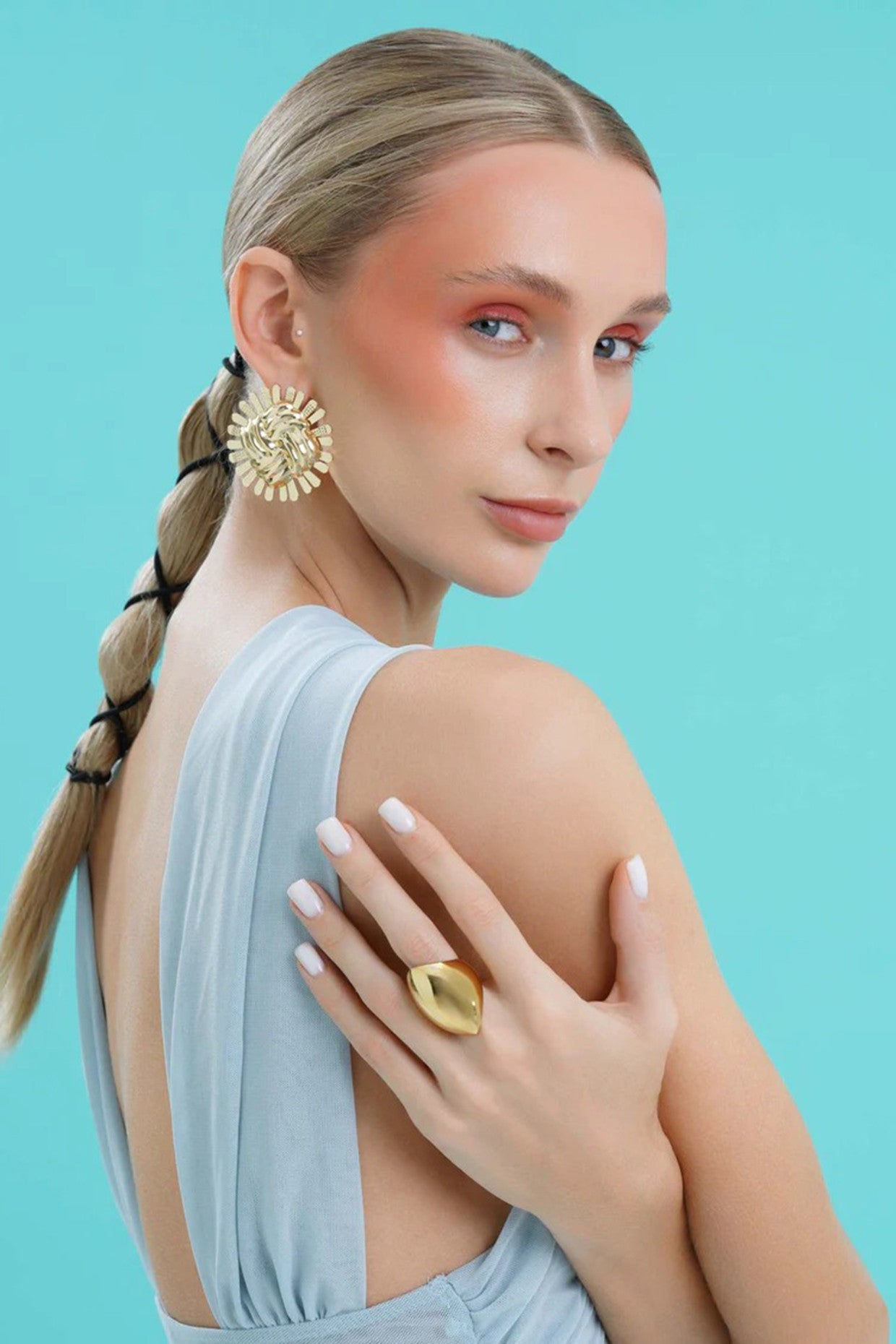 Leo Earrings 18k Gold Plated