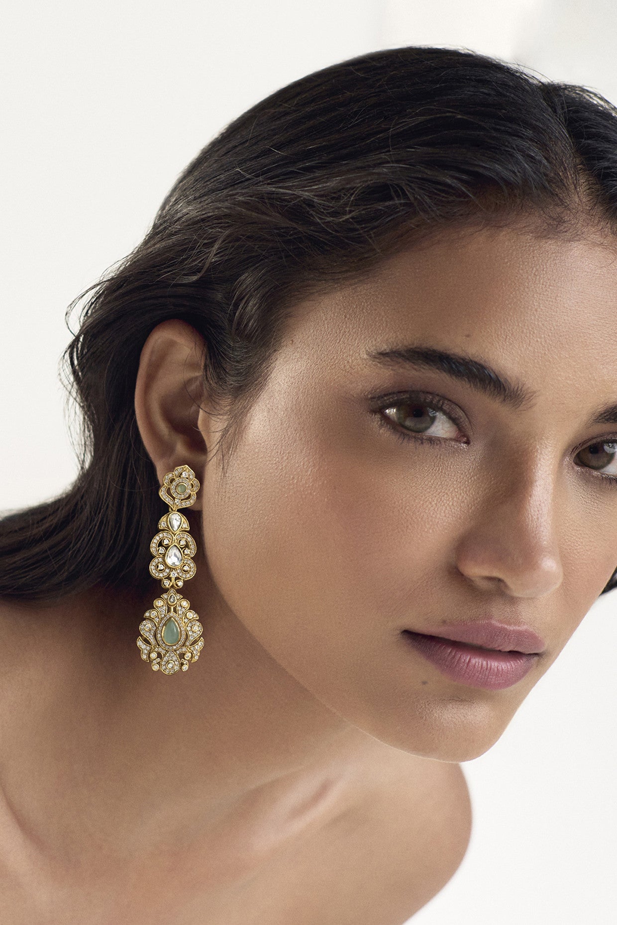 Mehr Danglers in 22Kt Gold Plating