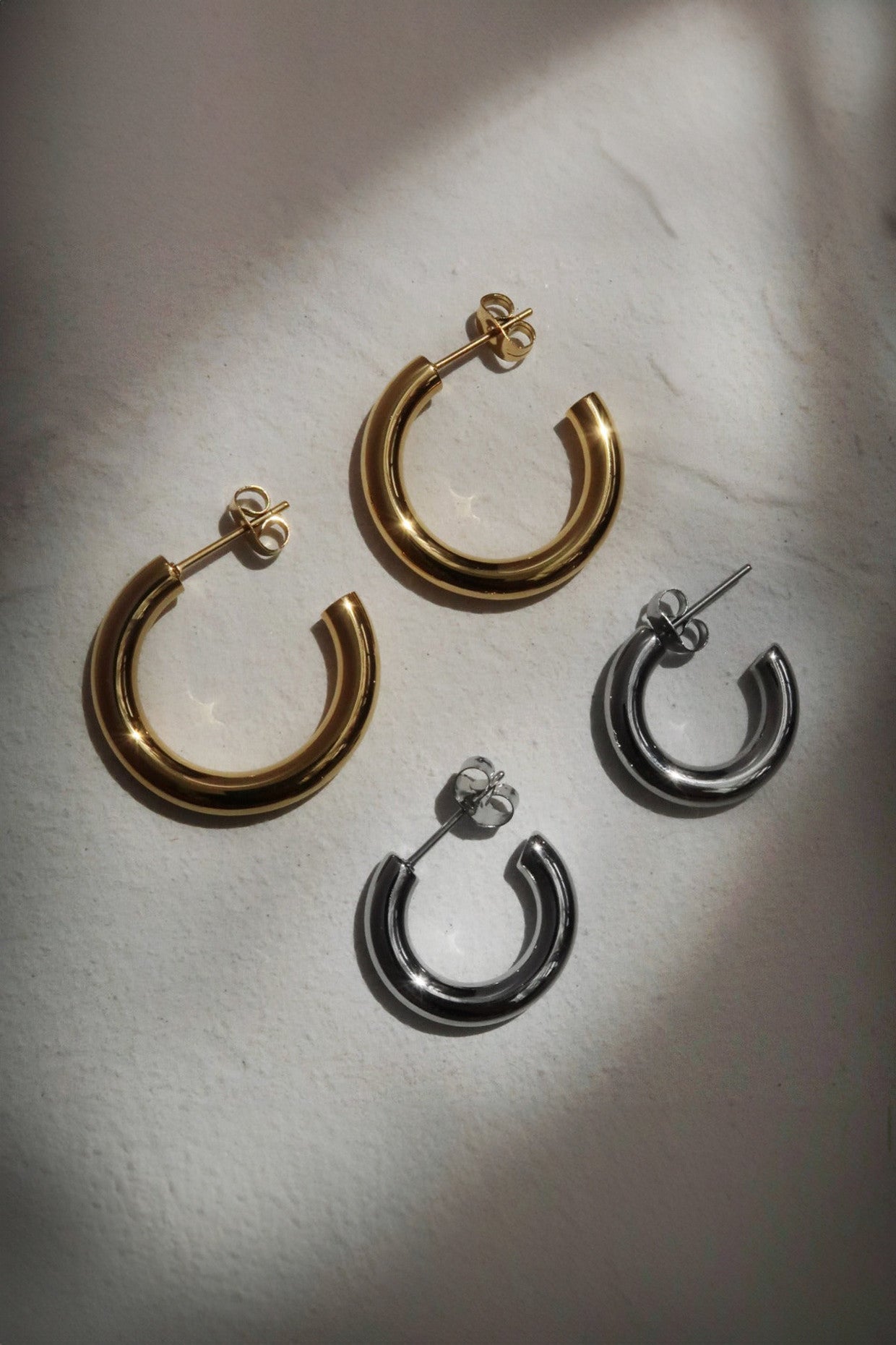 Mid Boyfriend Silver Hoops Earrings