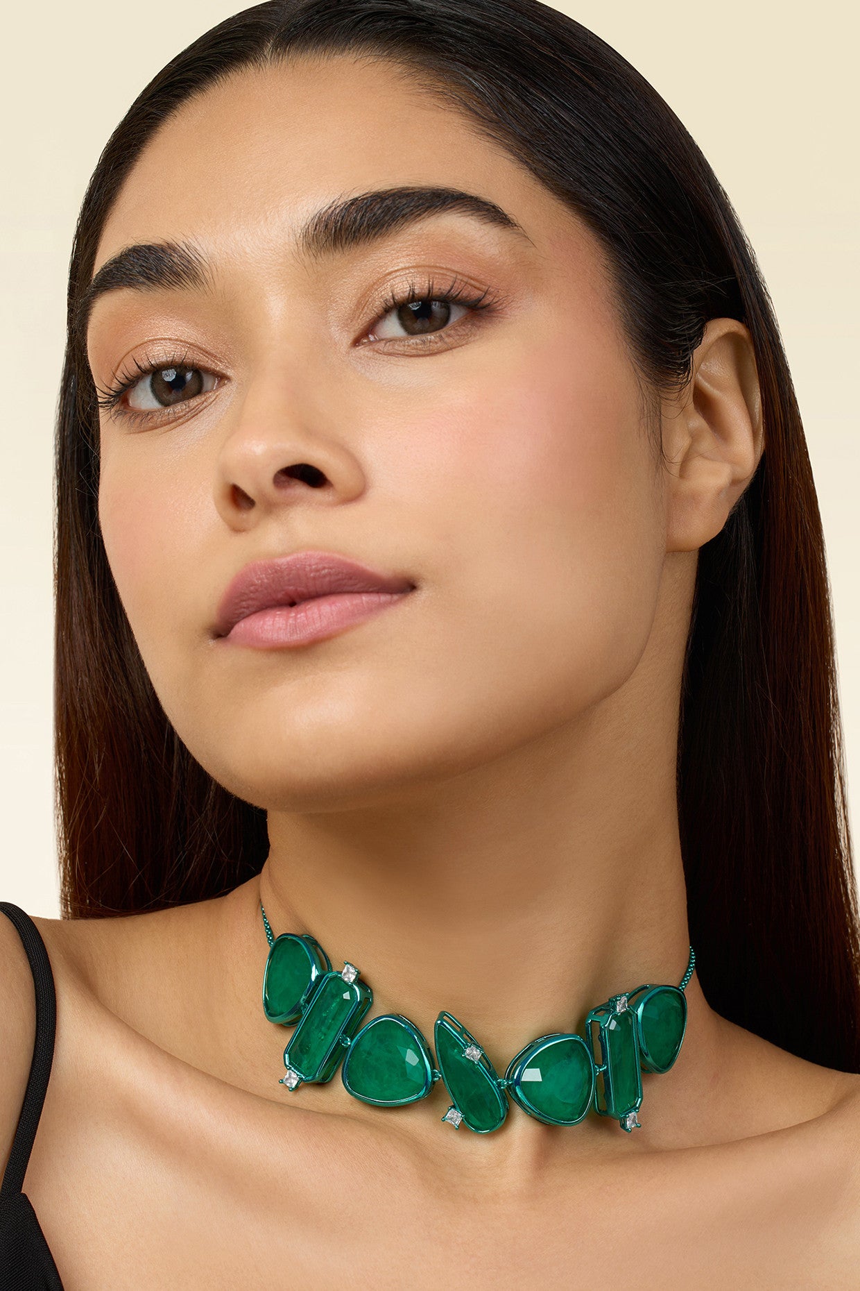 Emerald Flame Choker