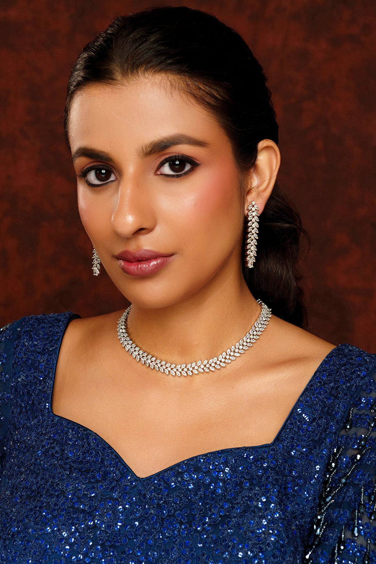 Zaafran Diamond Necklace Set