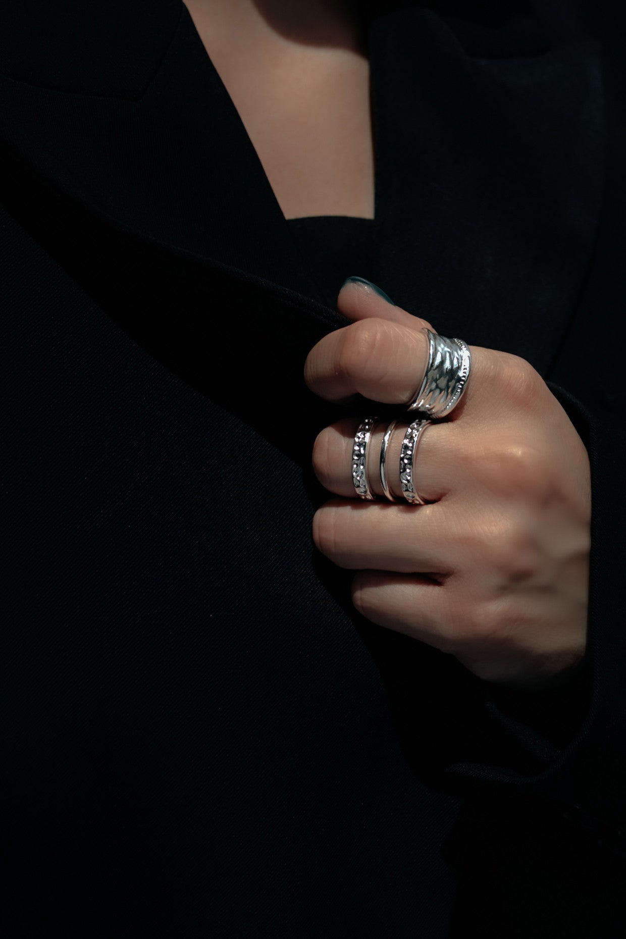 Noah Triple Line Rings Set