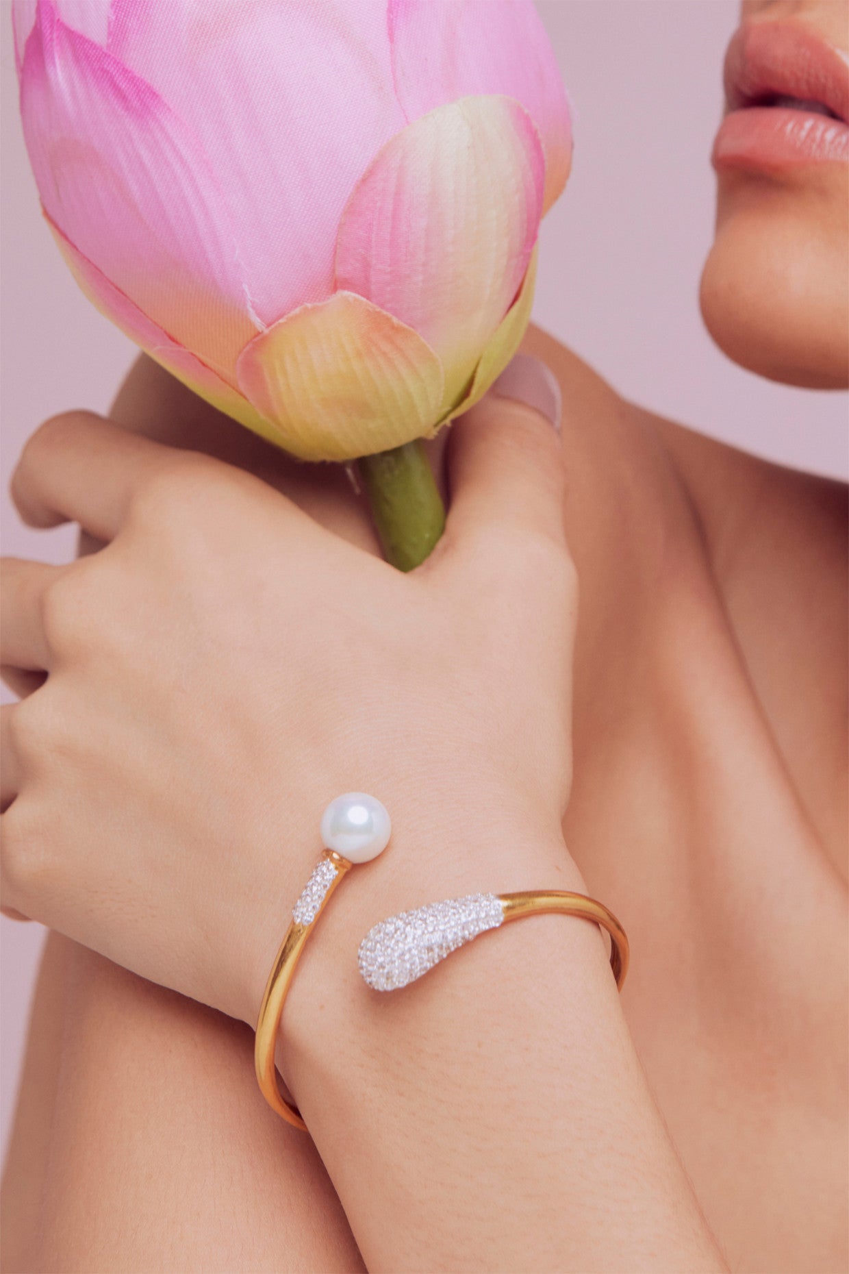 Nova Pearl Cuff 22Kt Gold-Plated