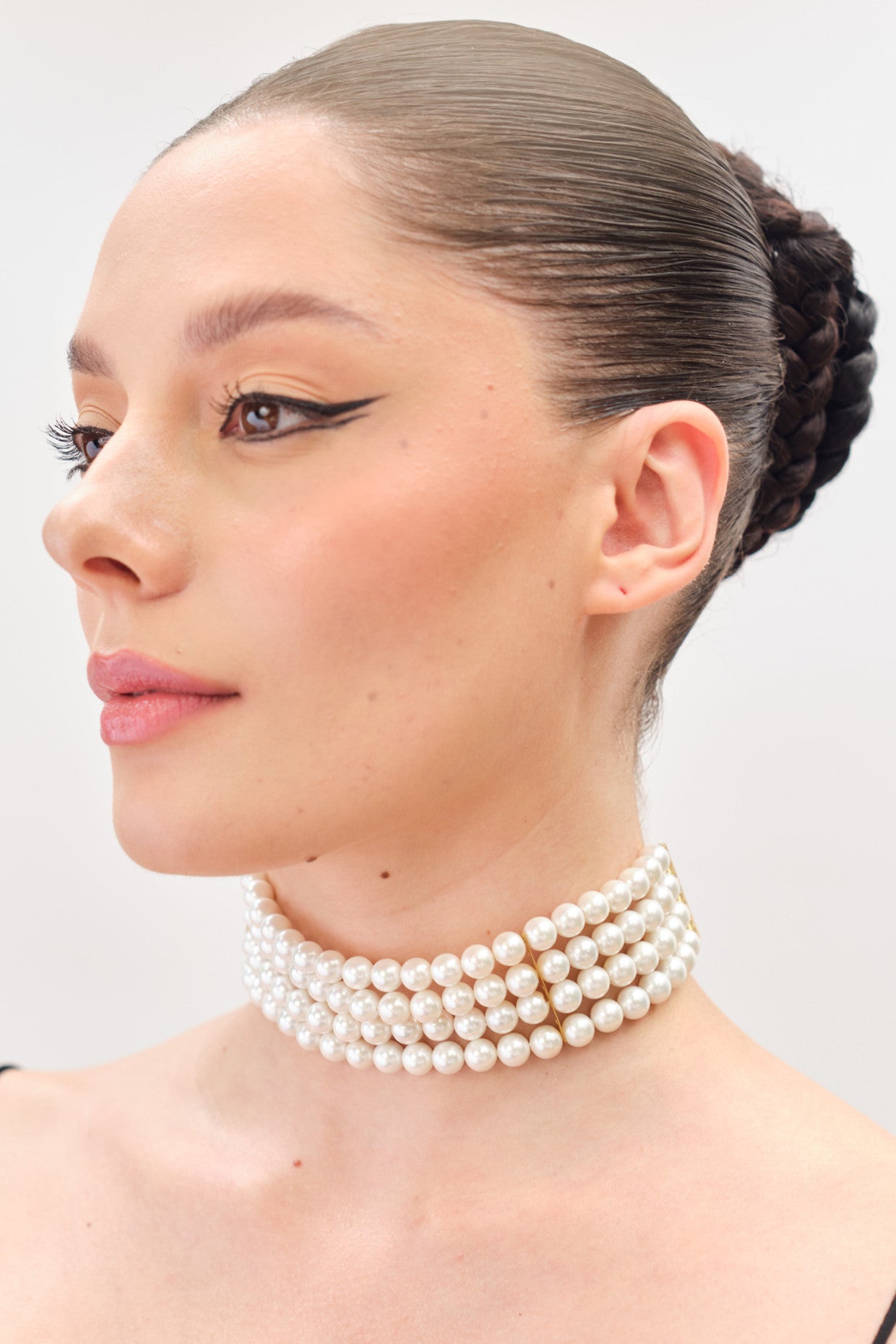 8mm Pearl Choker