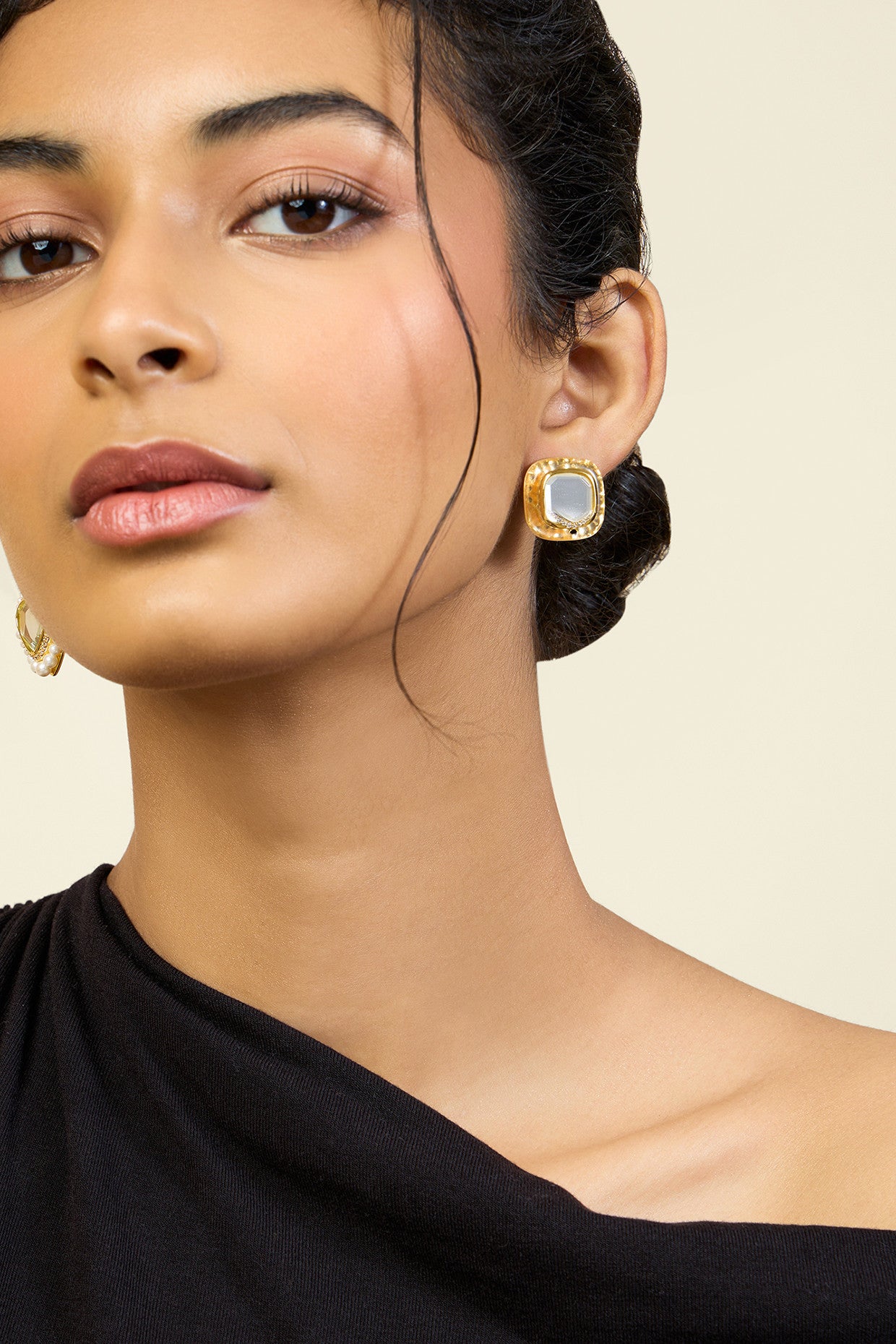Resin Mirror Small Studs