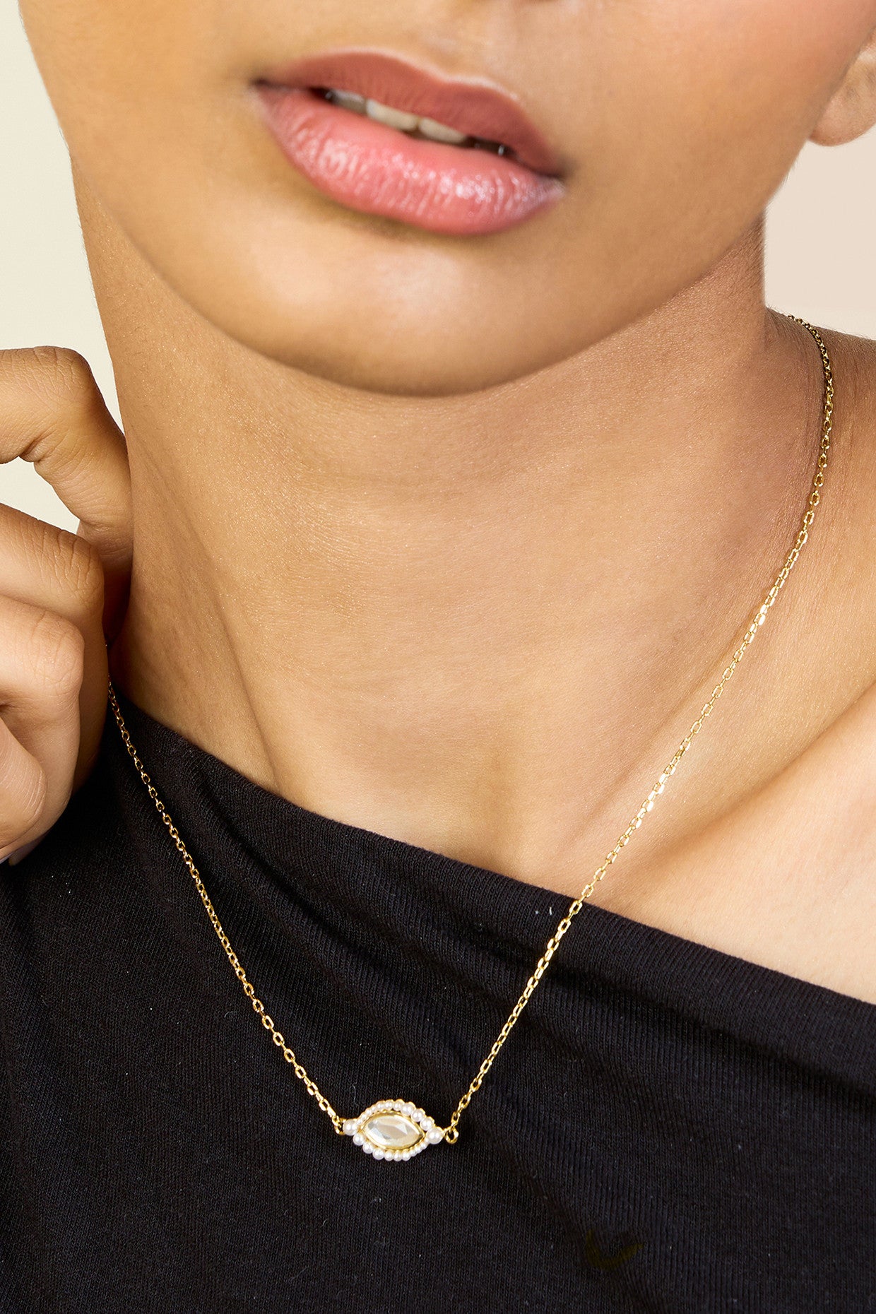 Rozana Mirror Moti Necklace