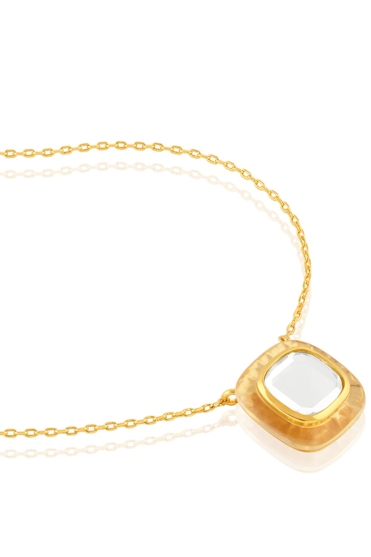 Rozana Pendant Necklace