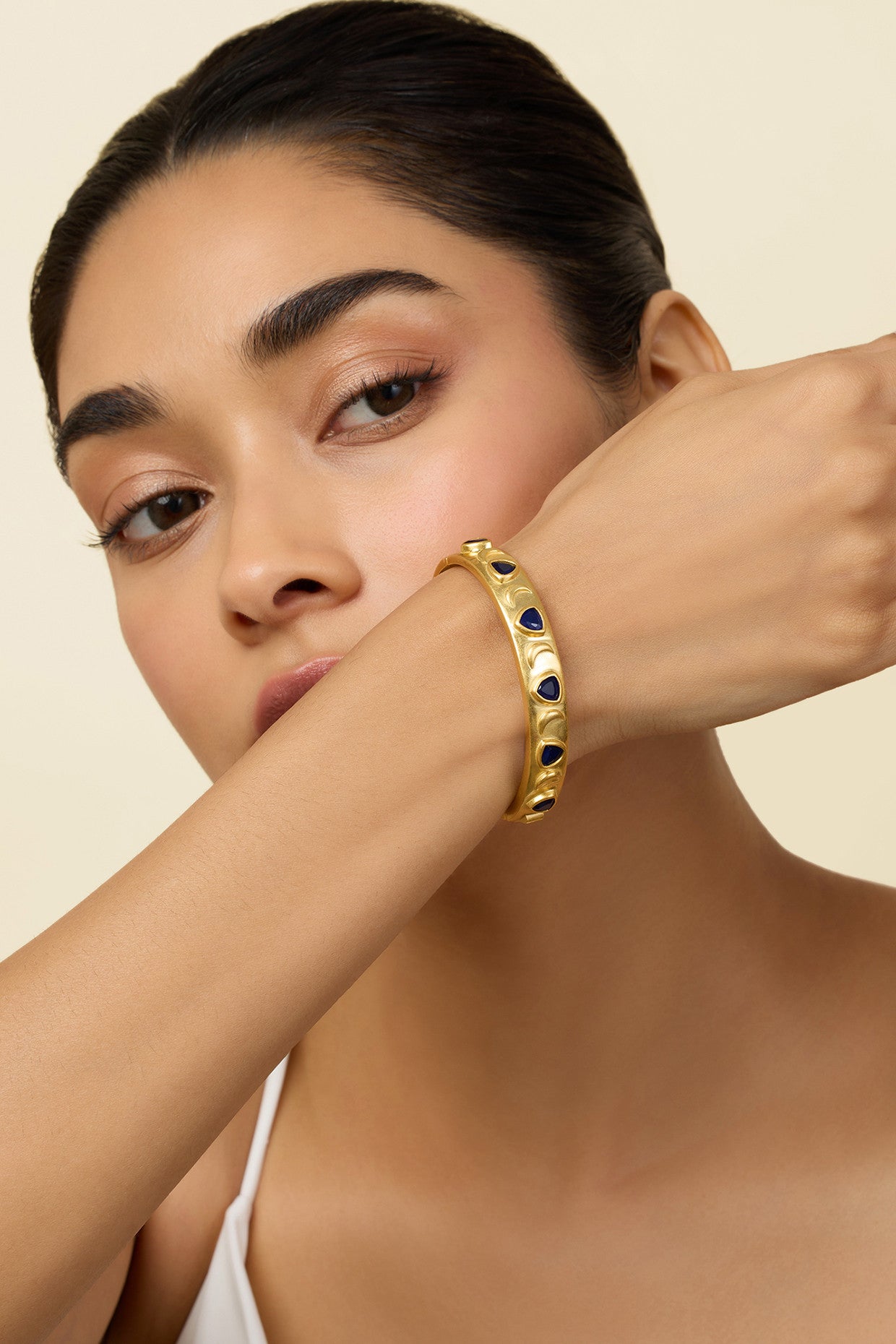 Sapphire Oval Hinge Bangle