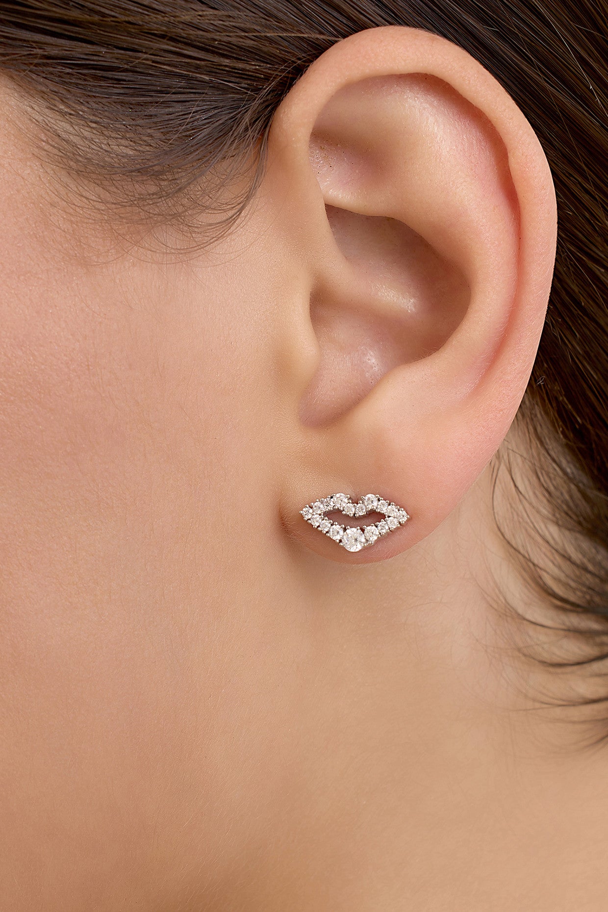 Silver Lips Studs