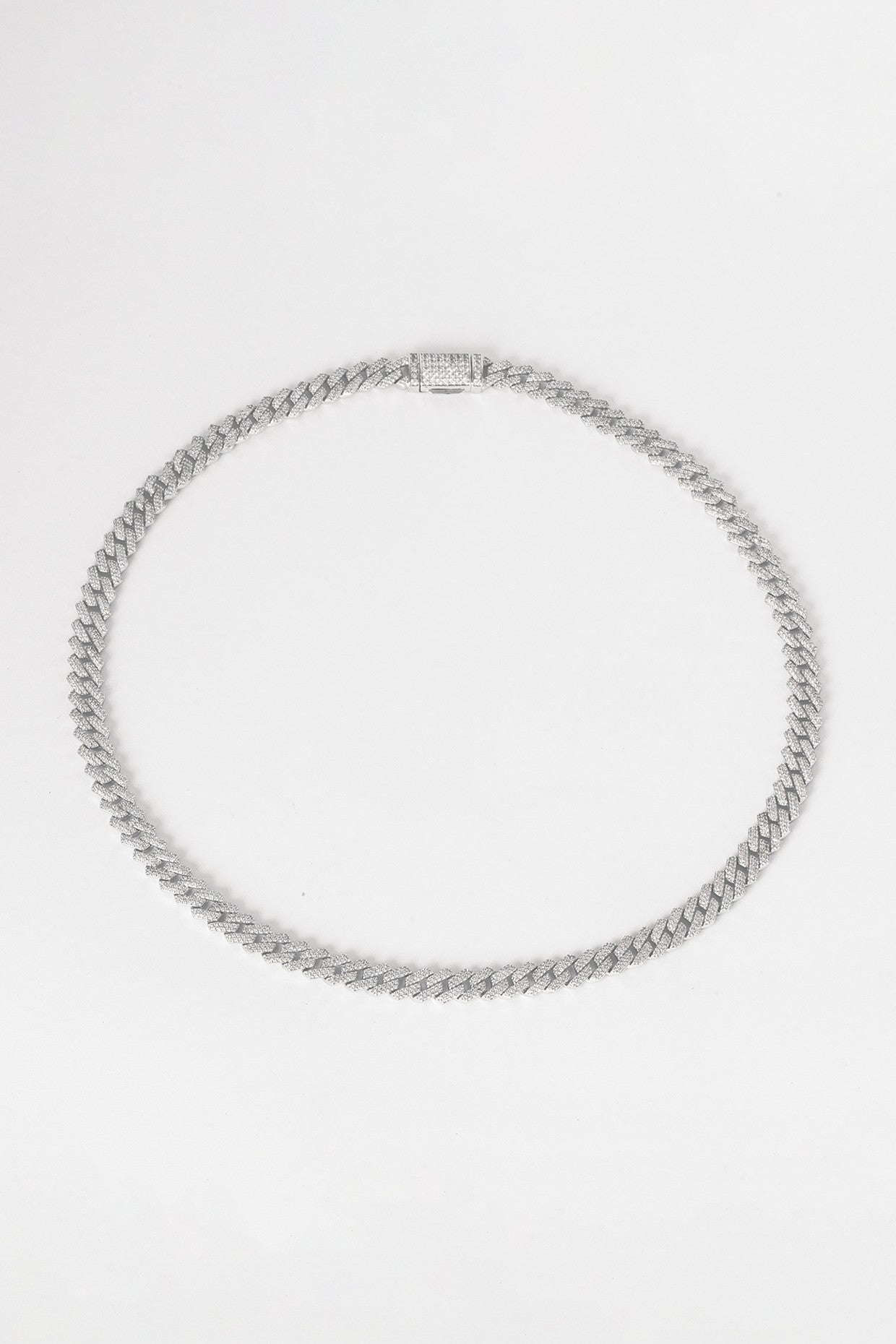 Sleek Iced Pronglink Choker