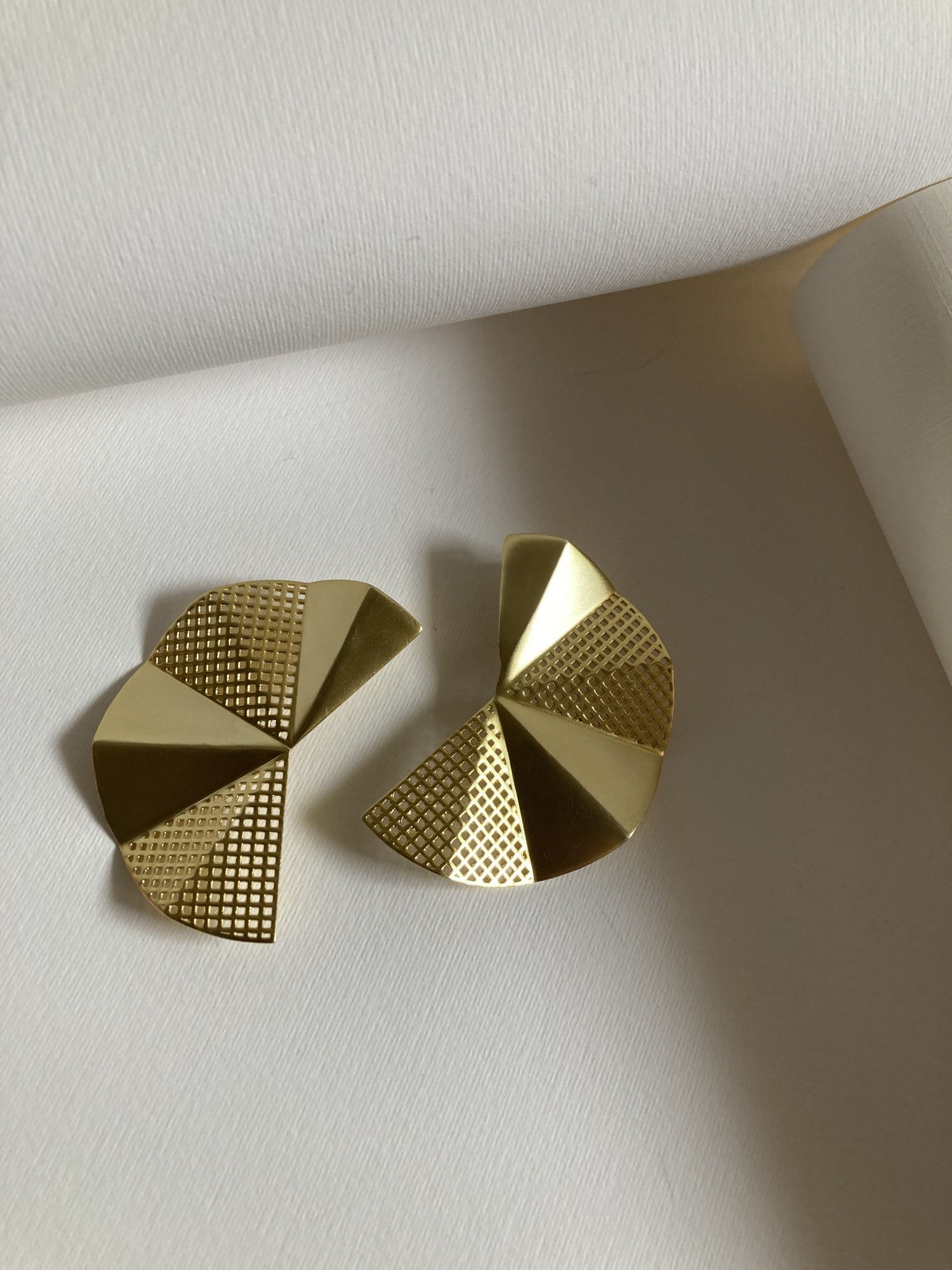 14k Gold Plated Intertwine Earring