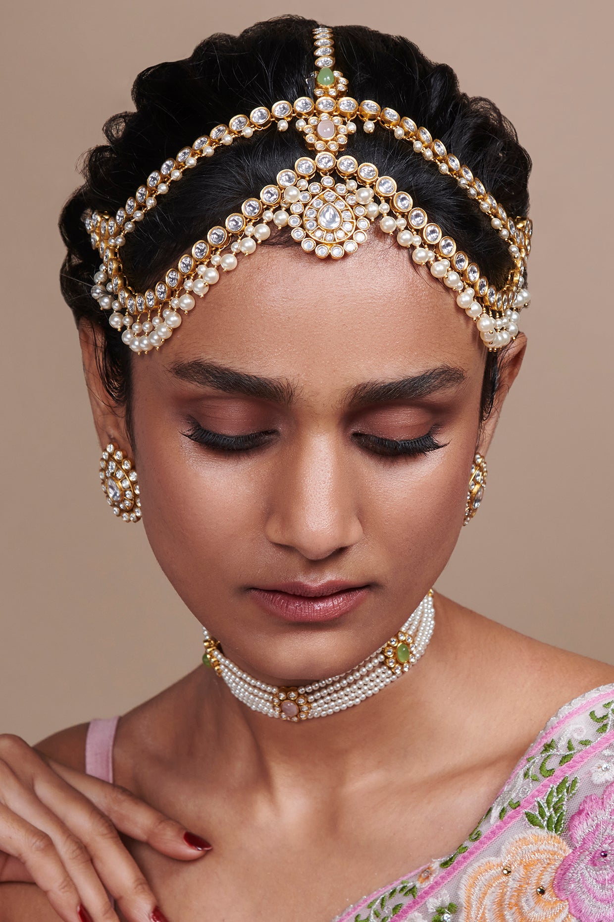 22kt Iris Necklace