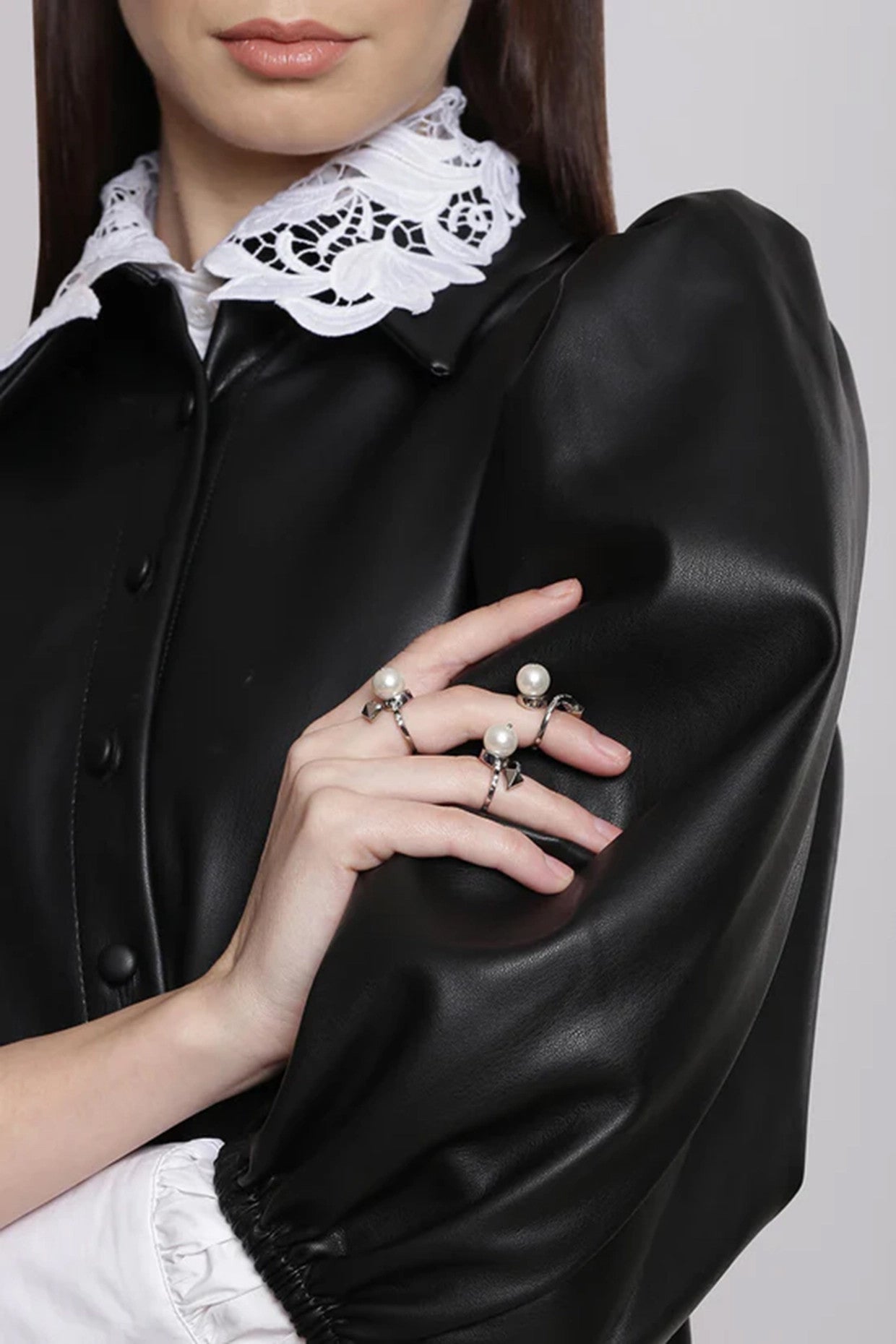 22kt Silver Plated Crystal and Pearl Ring