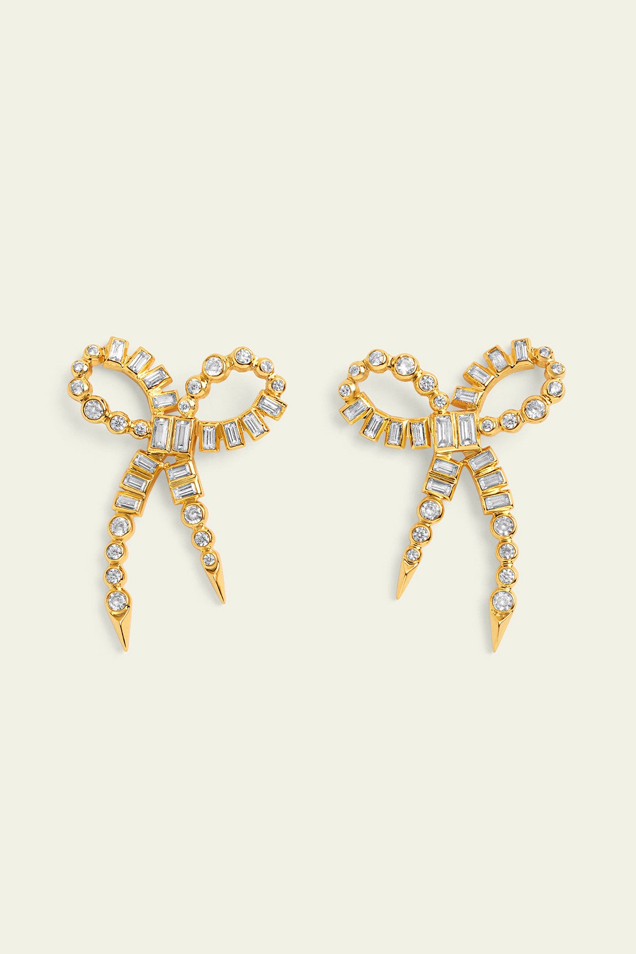 Bow Spiked Studs