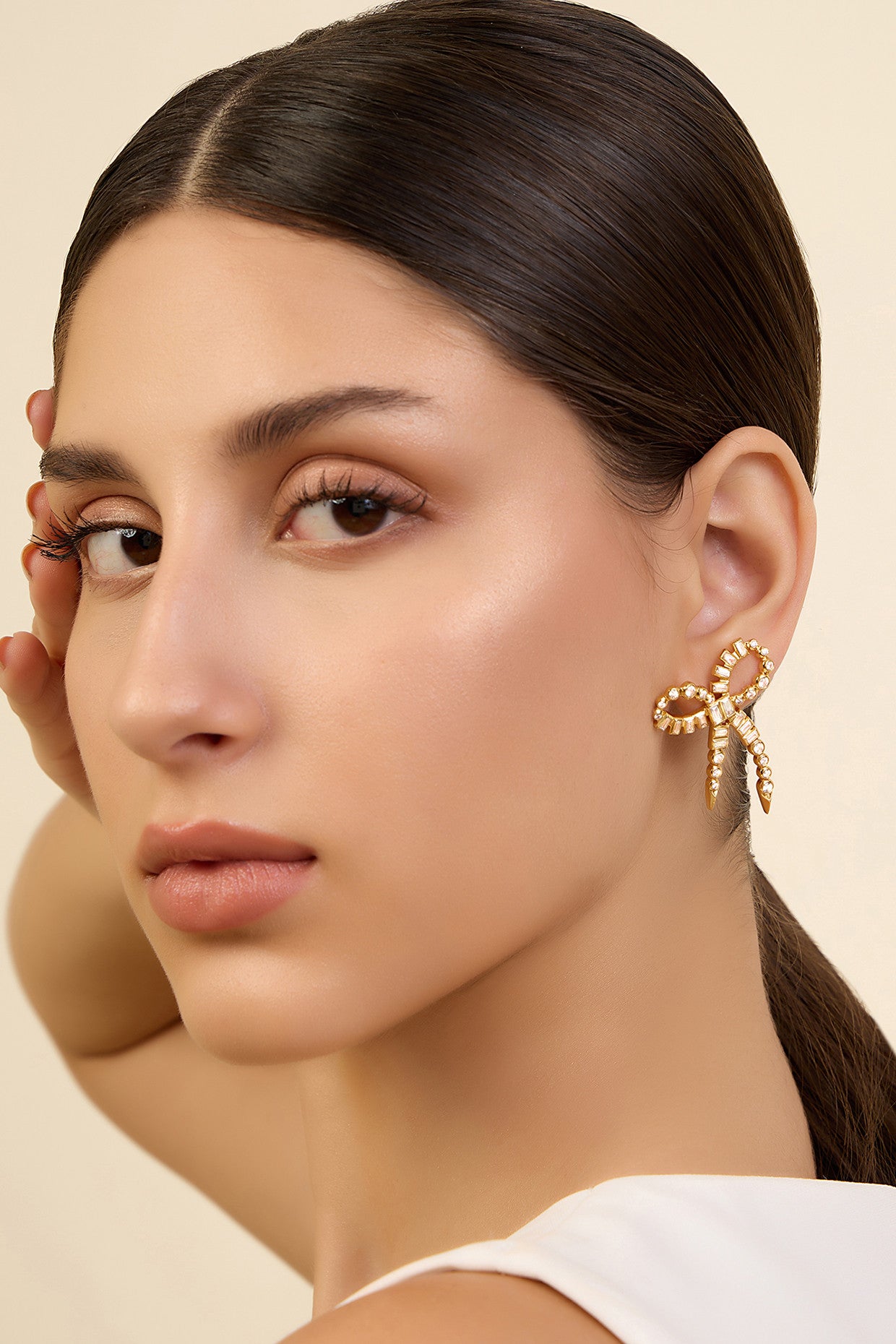 Bow Spiked Studs