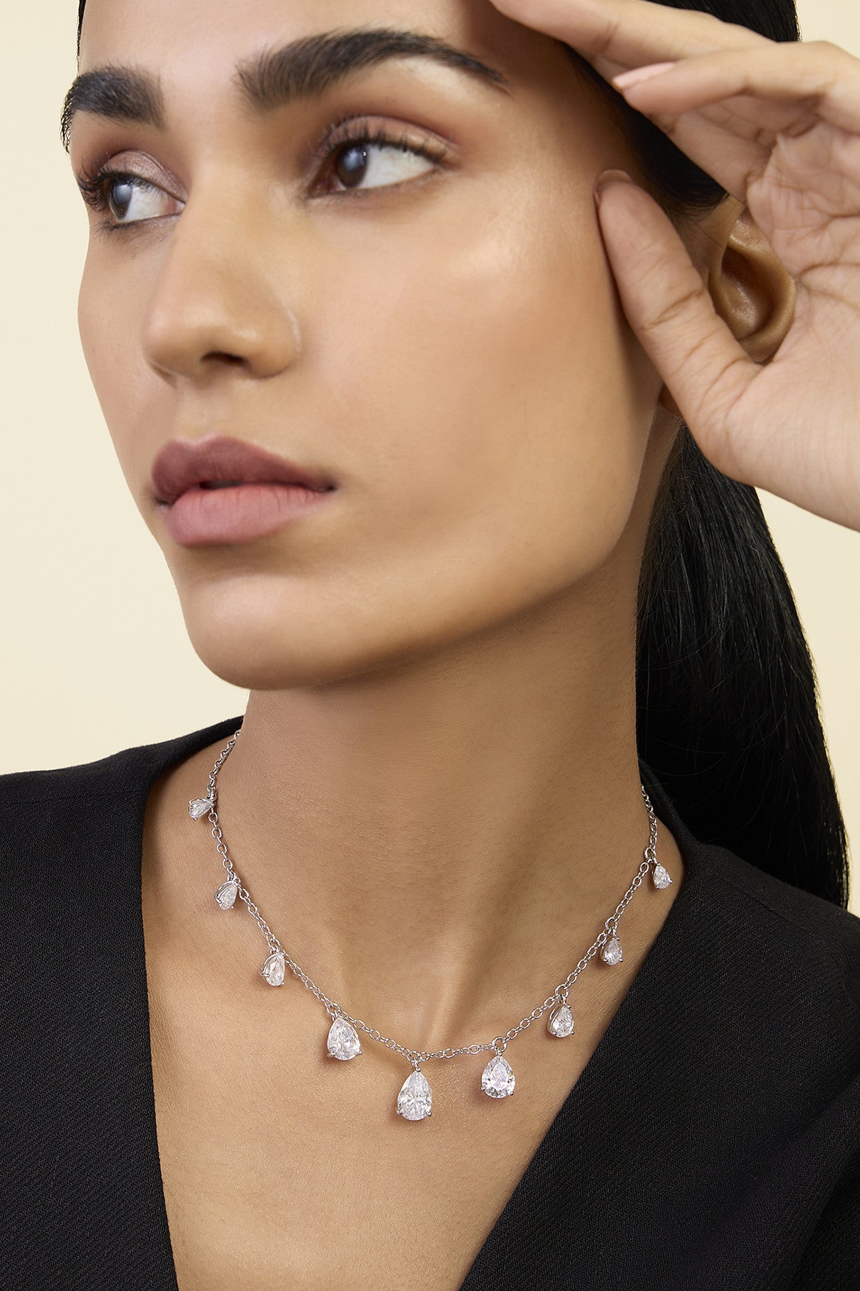 Diamond Drip Stationed Choker