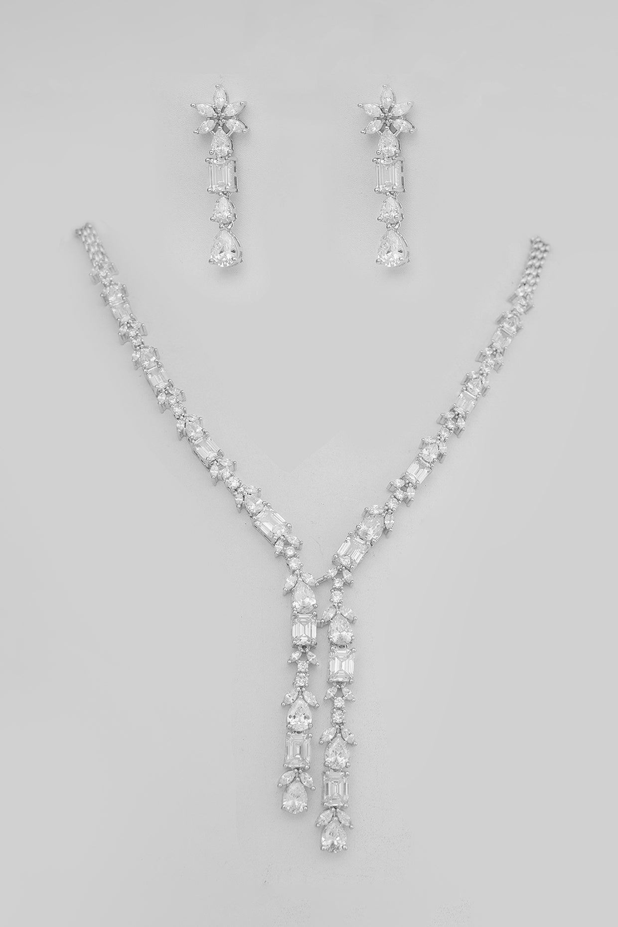 Shenil Diamond Necklace Set
