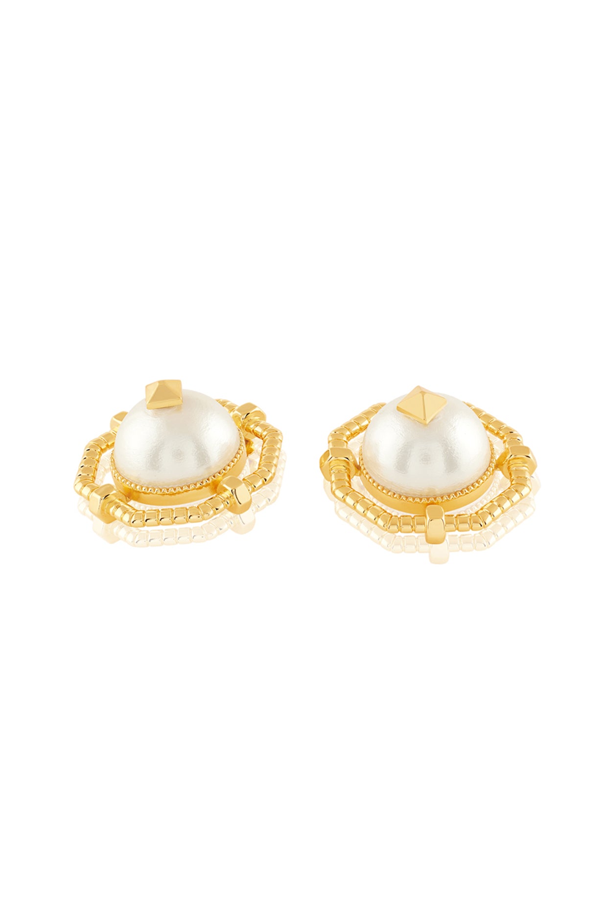 Nut and bolt pearl statement stud 18Kt Gold Plated