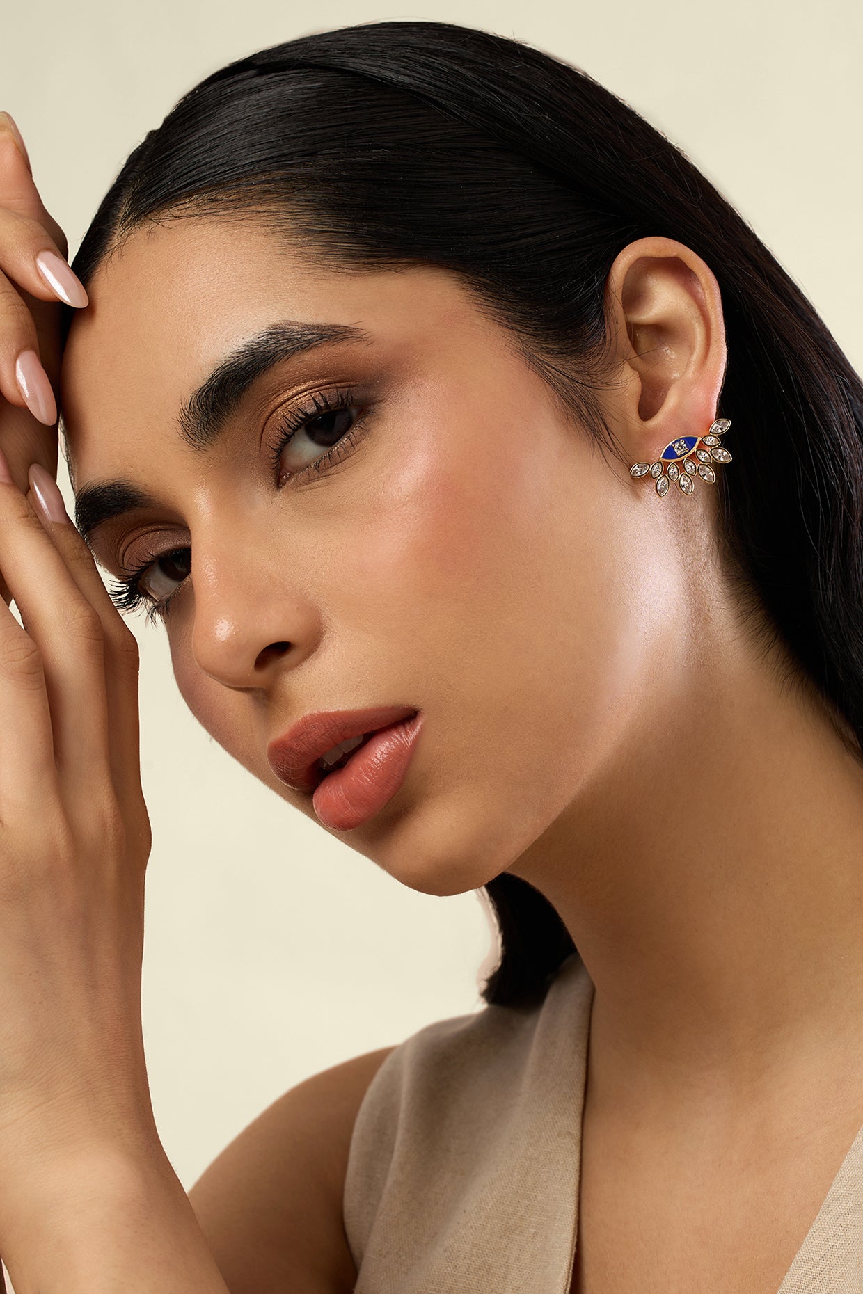 Aura Eye Studs In 18kt Gold Plated