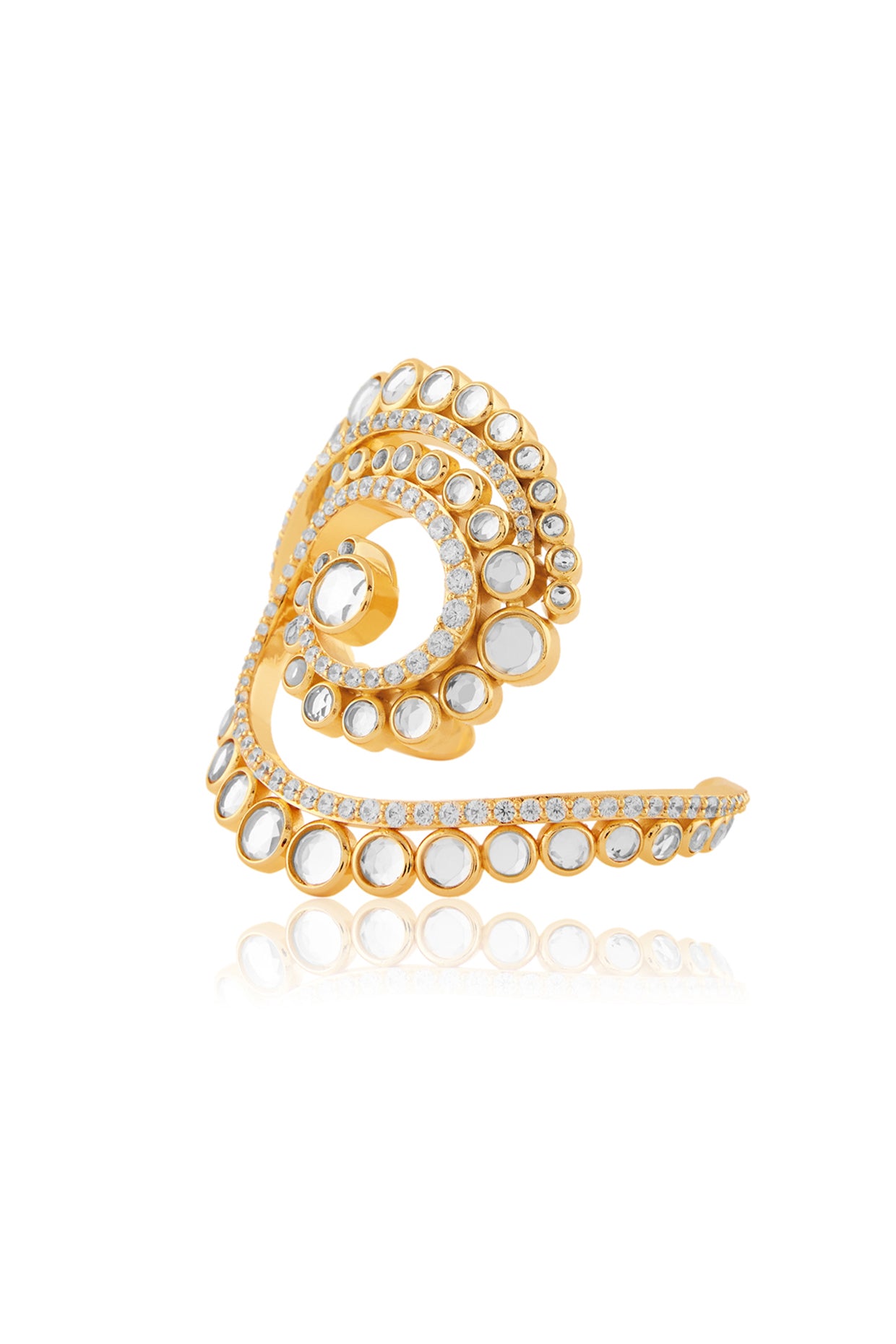 Estrela Cuff Bracelet In 18Kt Gold Plated