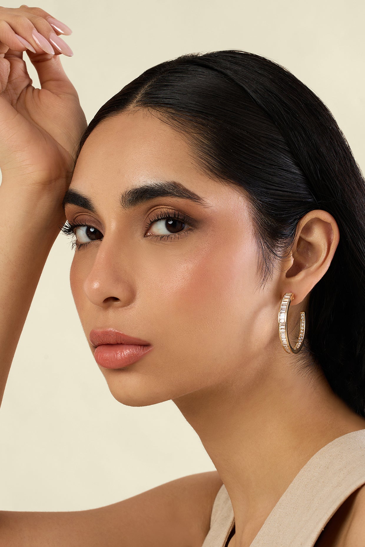 Divine Radiance Hoops In 18kt Gold Plated