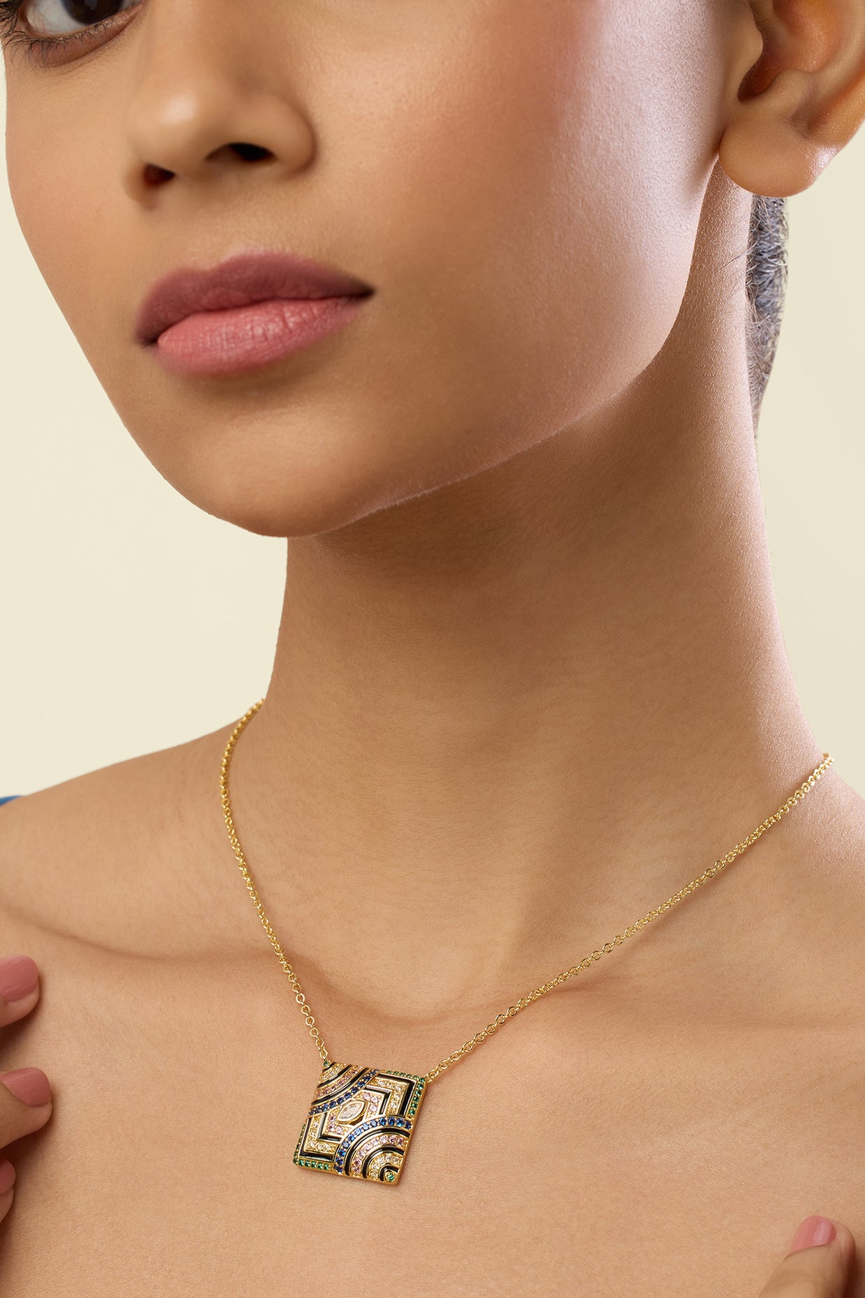 Vyntra Pendant Necklace In 18Kt Gold Plated