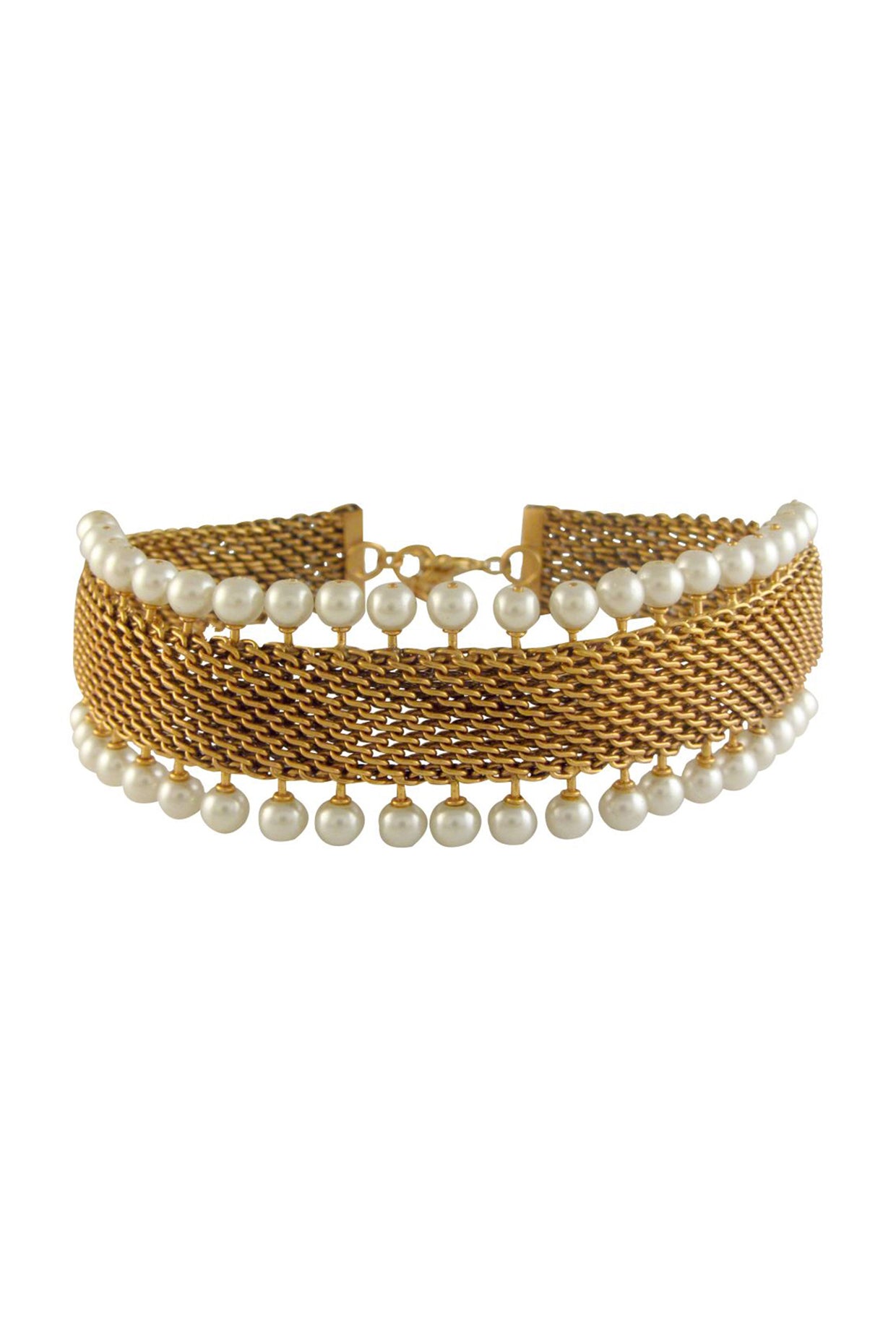 Golden Mesh and Pearl Choker worn by Sonam Kapoor