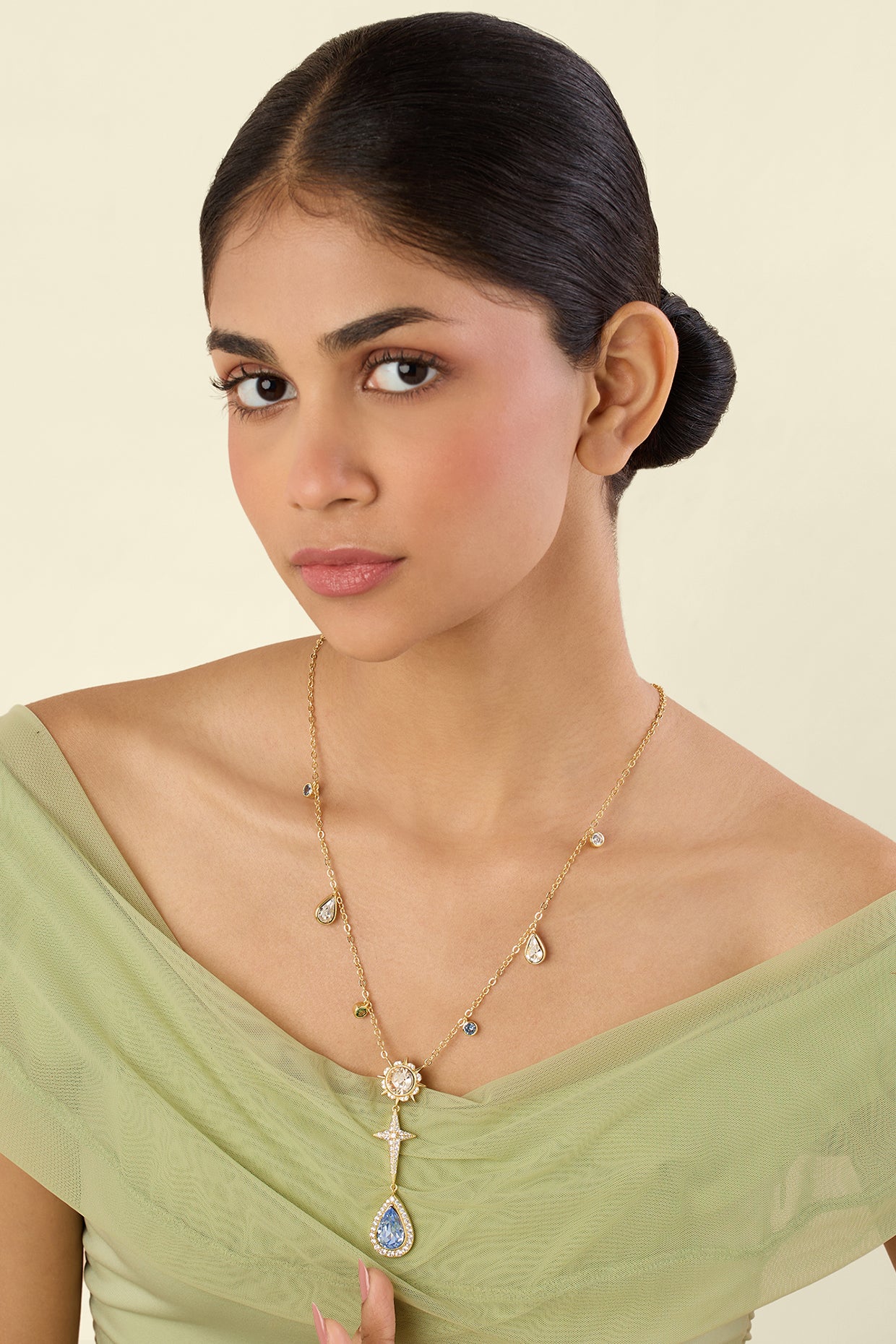 Zephyra Y Necklace 18kt Gold Plated
