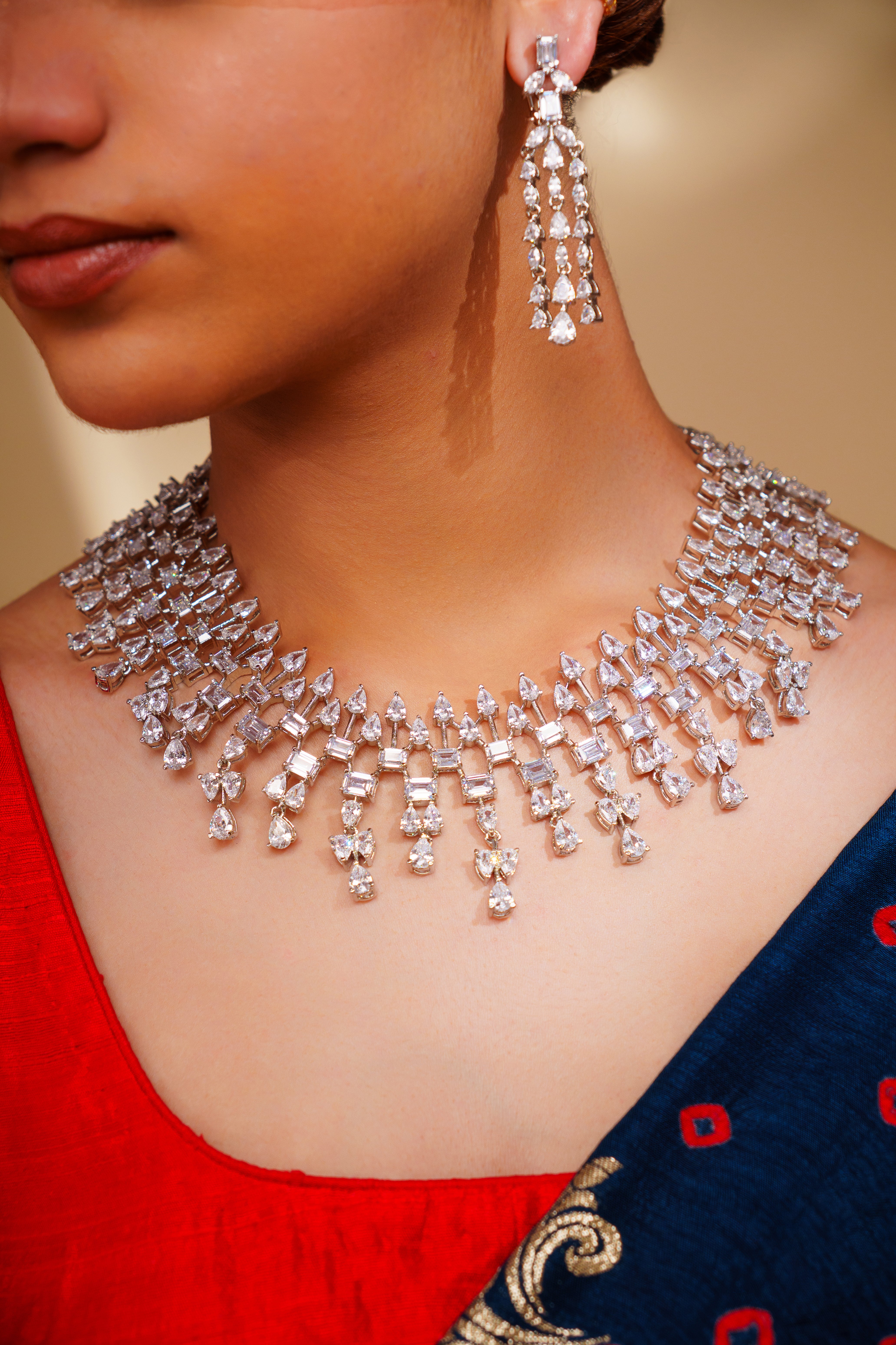 Aarya Diamond Necklace Set