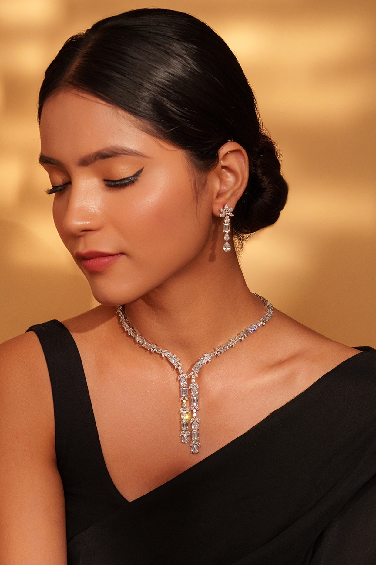 Shenil Diamond Necklace Set