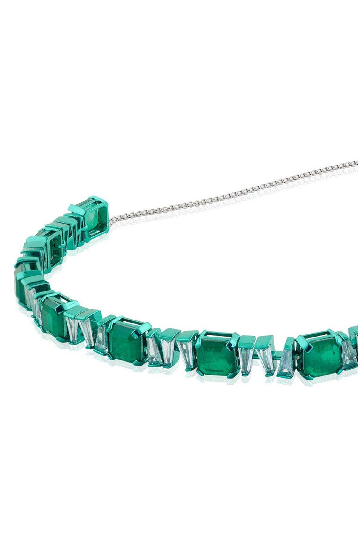 Memoire Emerald Botox Choker Necklace