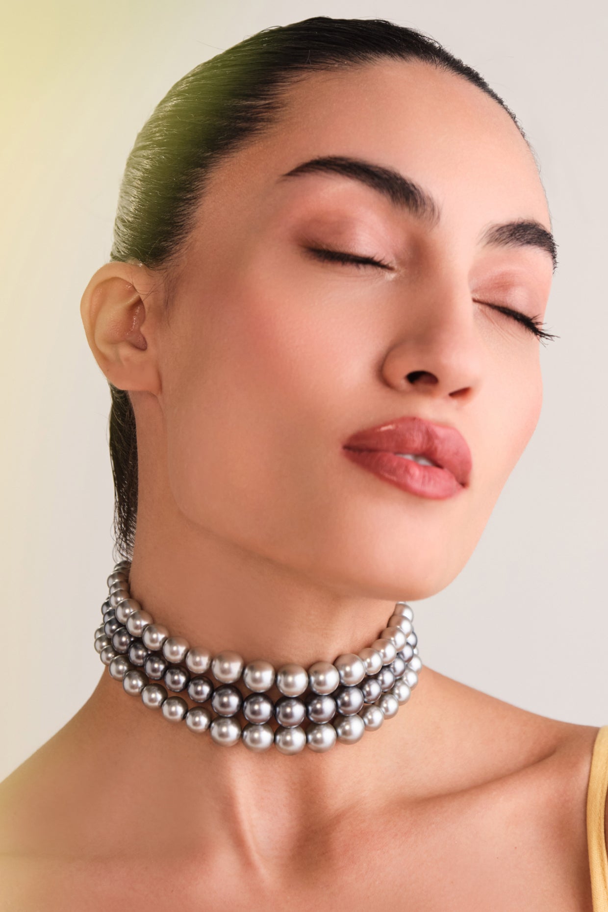 Graded Dark/Light Silver Pearl Choker