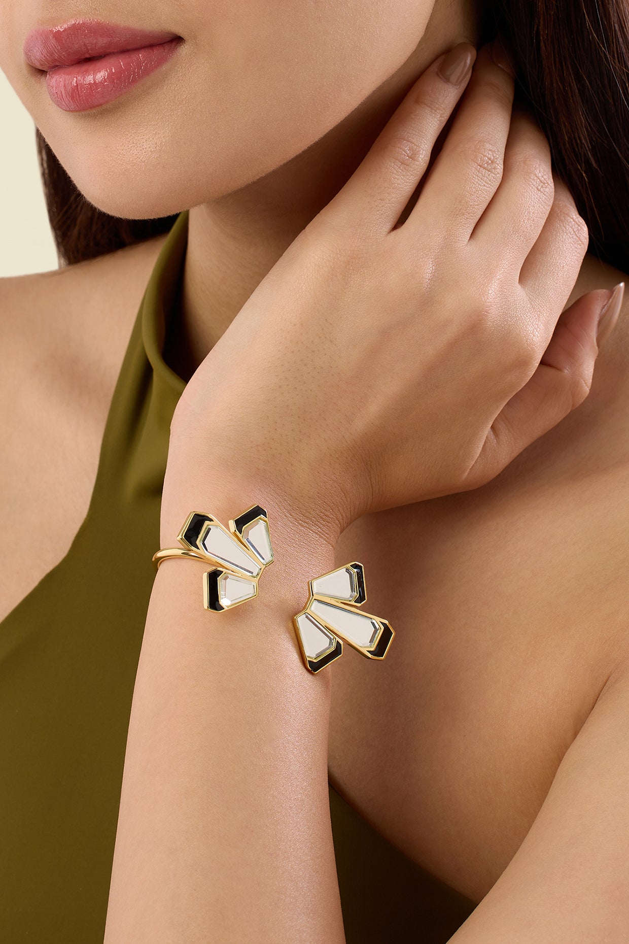 Ayaana Delicate Mirror Open Cuff 18Kt Gold Plated