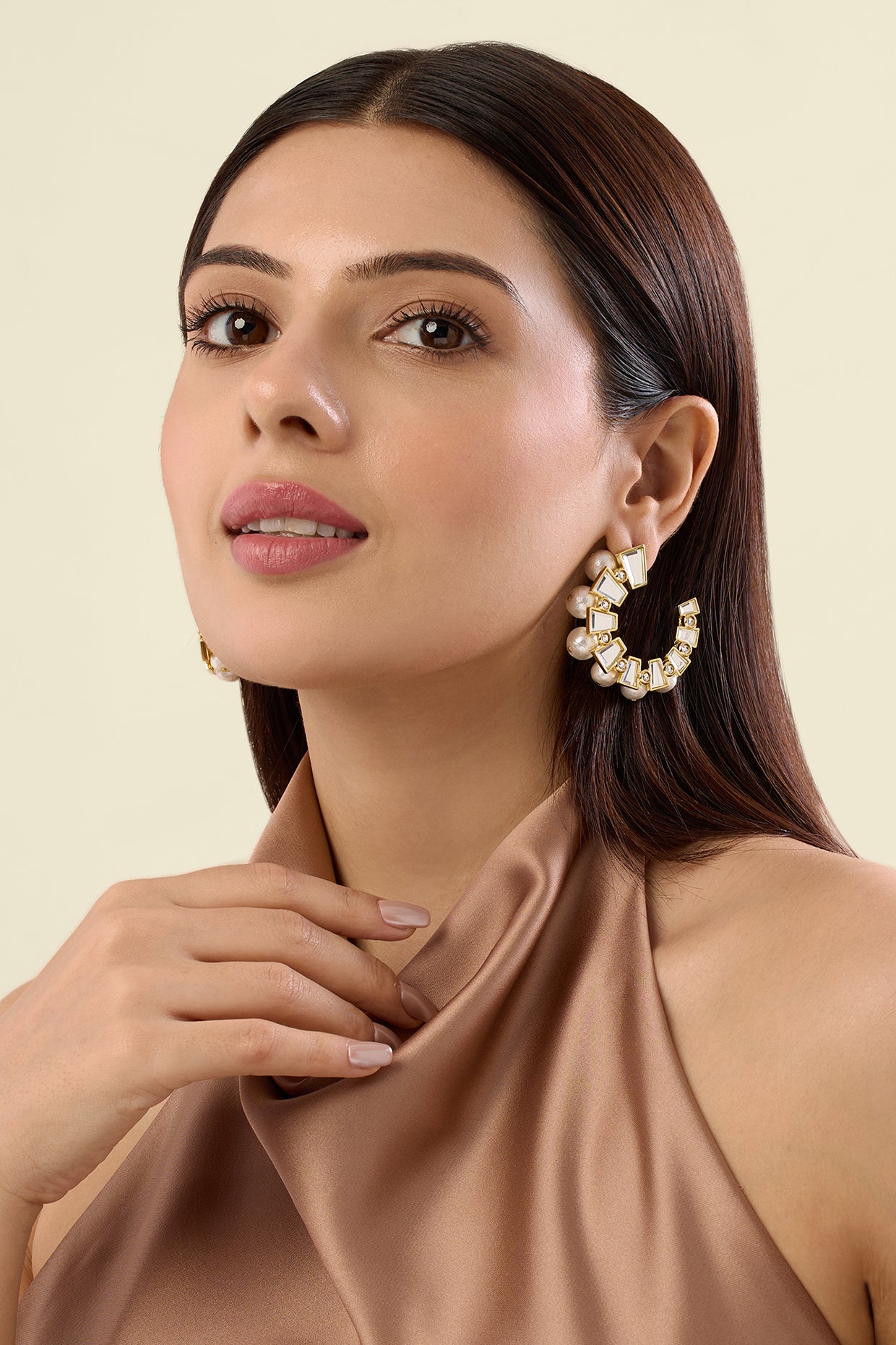 Bombay Deco Mirror And Pearl Hoop Earrings 18Kt Gold Plated