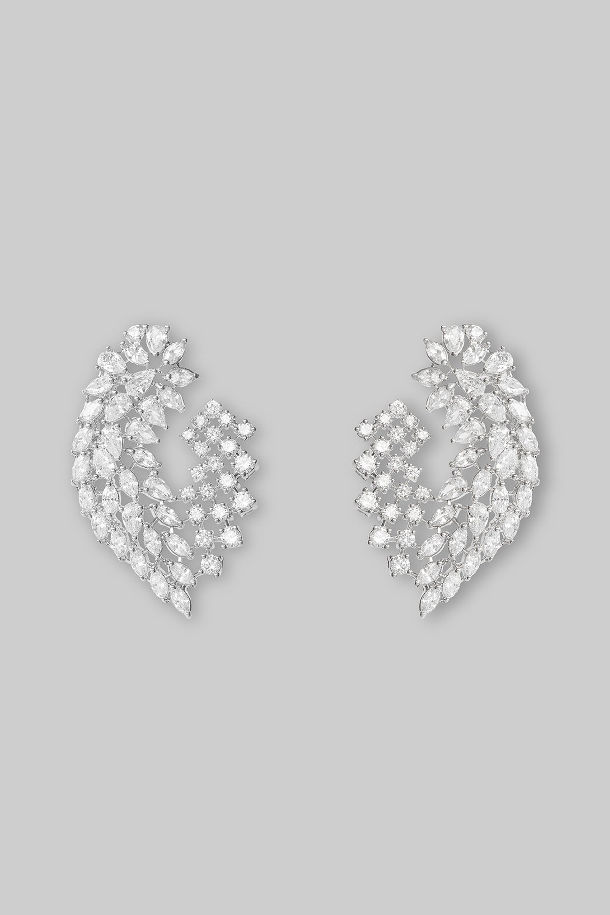 Rizak Diamond Studs