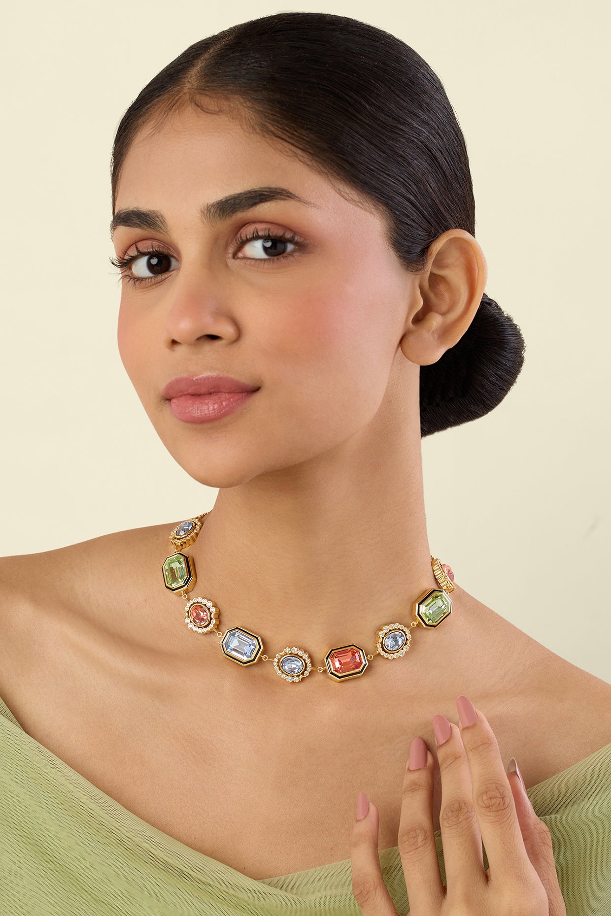 Rune Choker Necklace 18kt Gold Plated