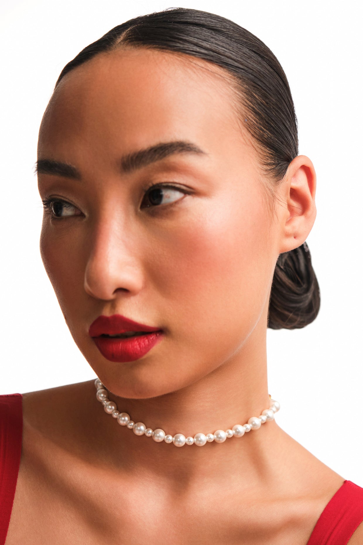 Mini Skip Pearl Necklace