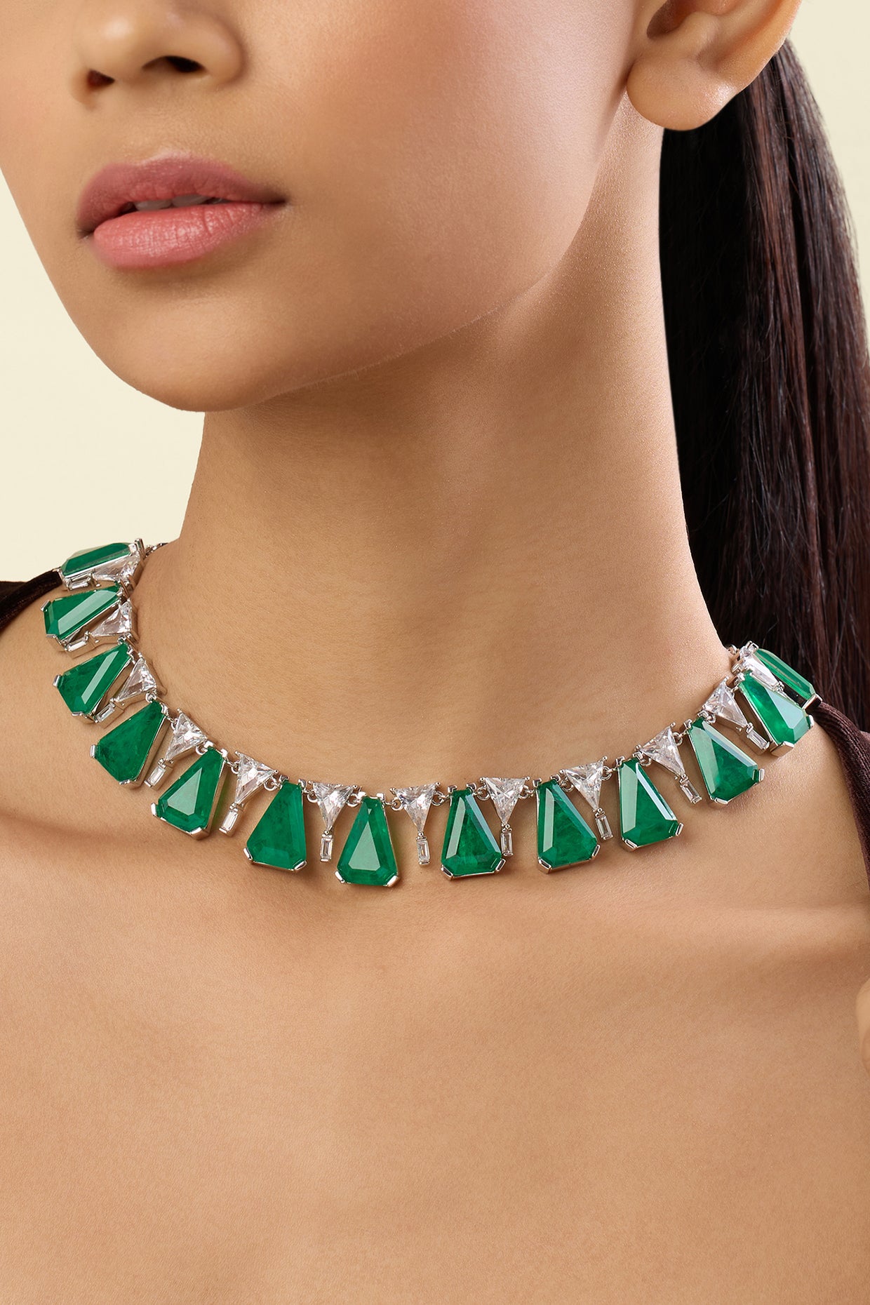 Clara Collar Necklace In Rhodium Plated