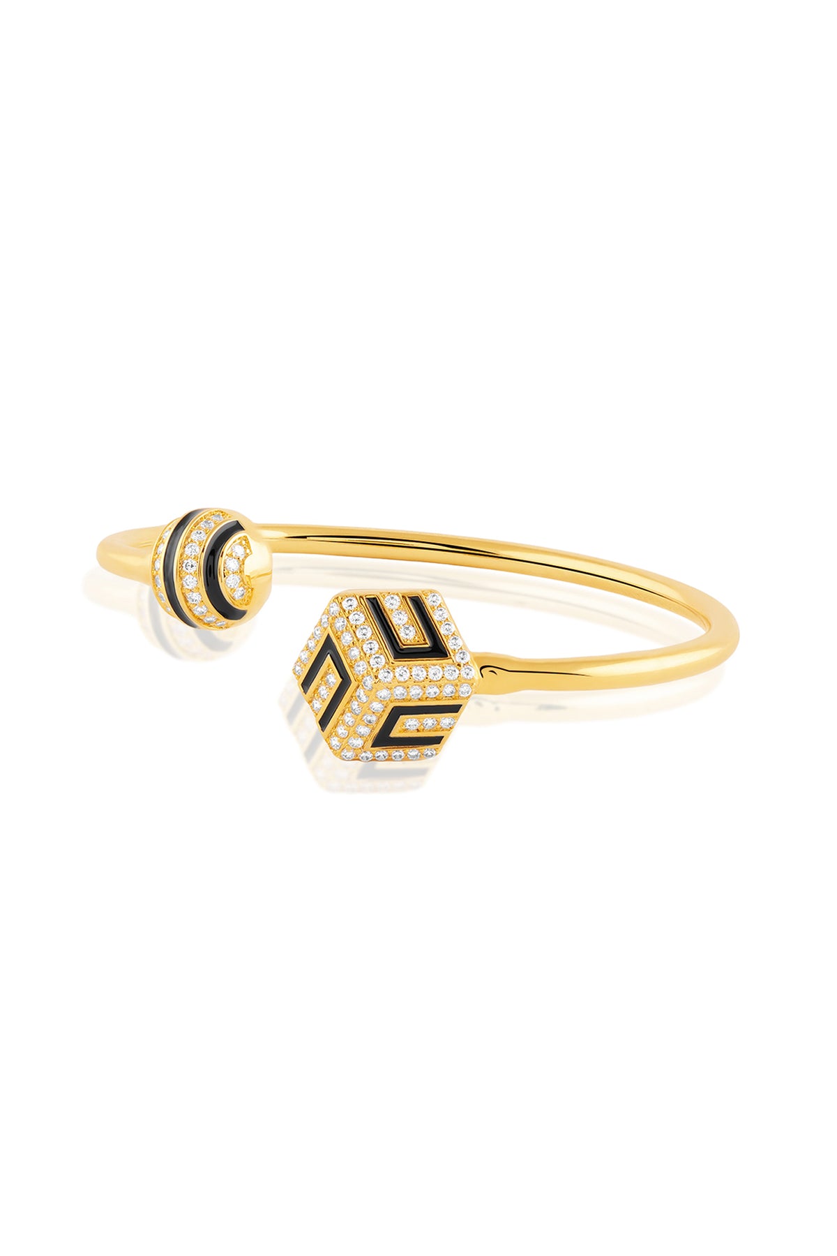 Transcenta Cuff Bracelet In 18Kt Gold Plated