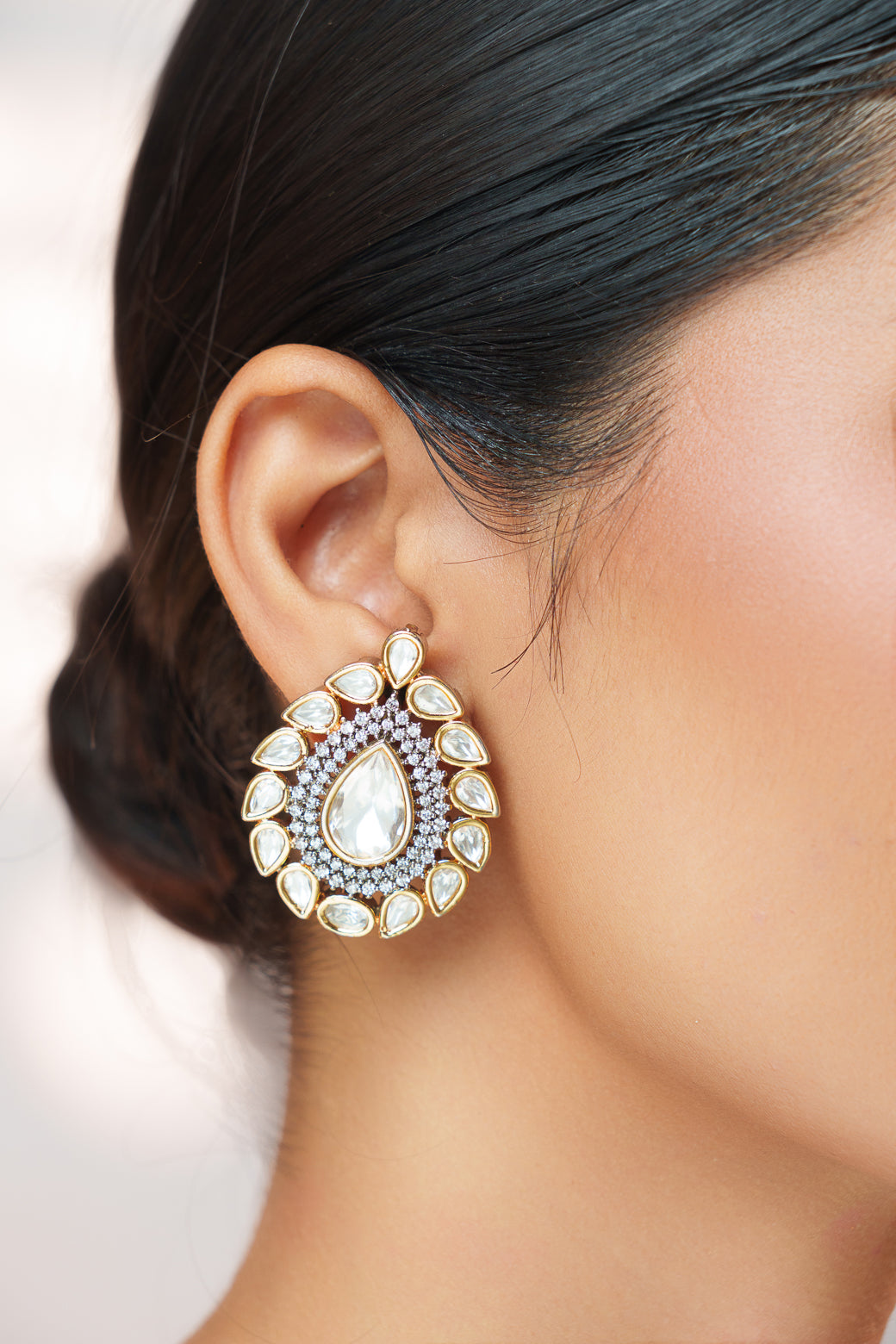 Fusion Of Kundan And Diamond Necklace Set With Earrings