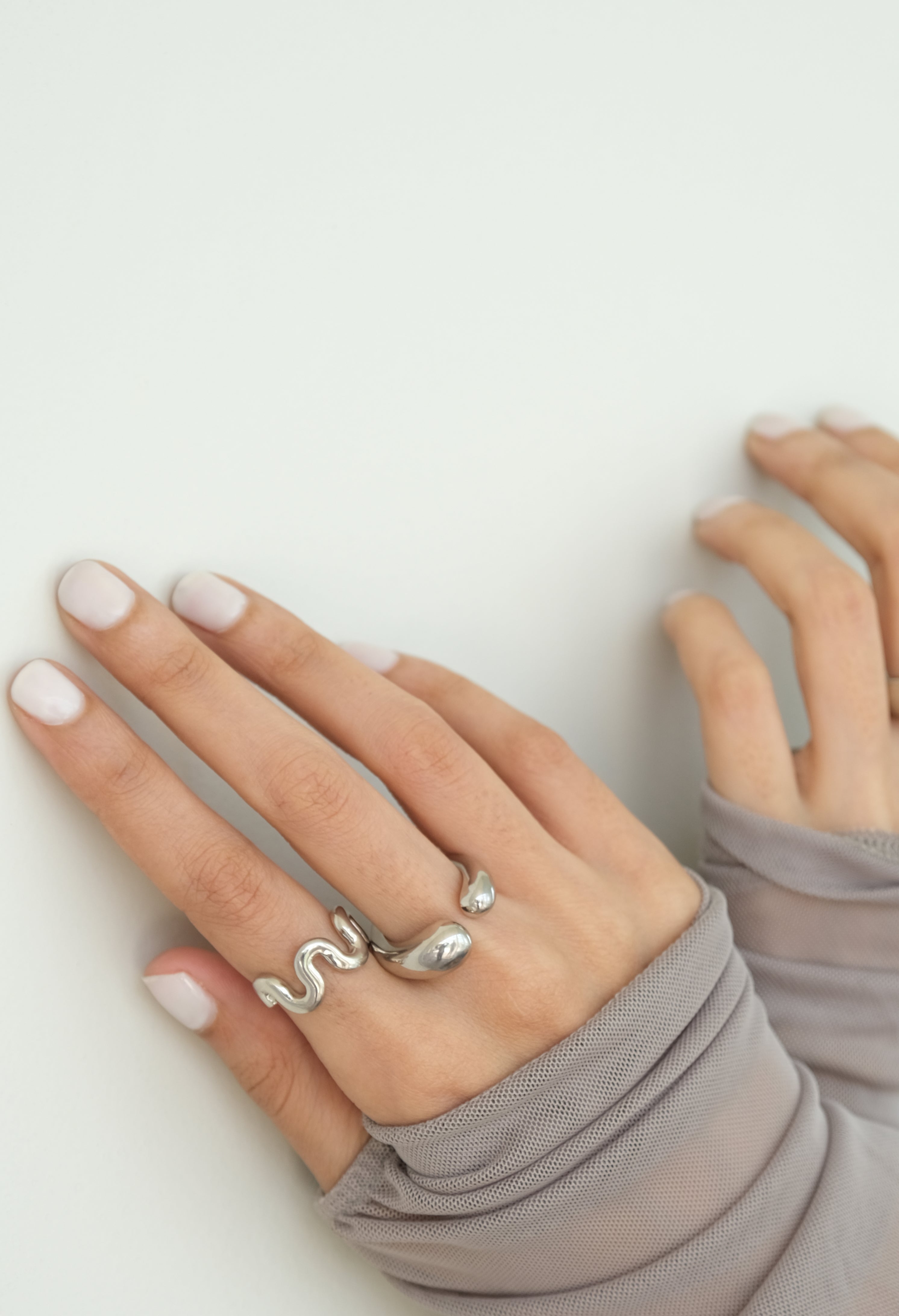 Silver Swirl Solid Band