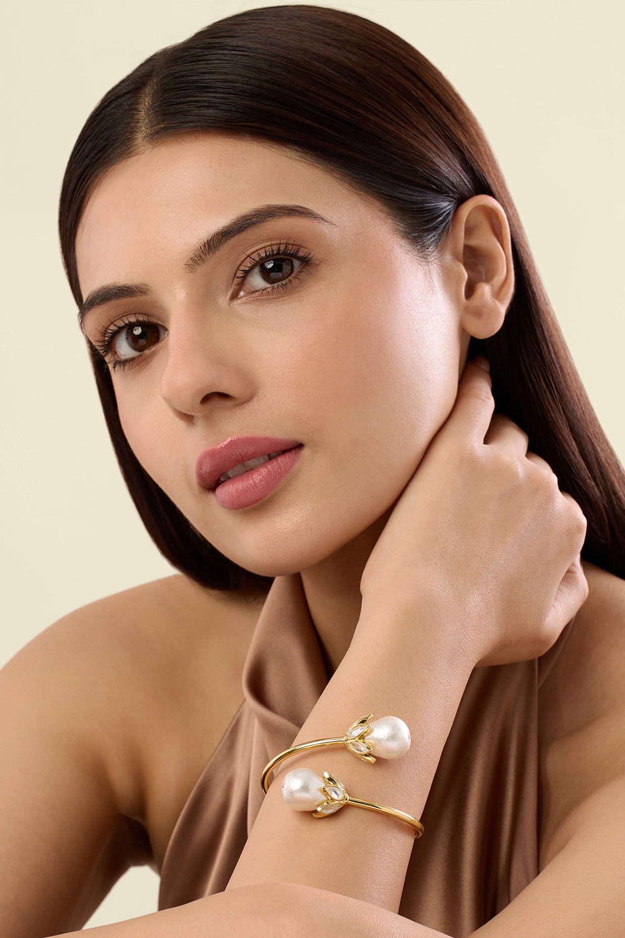 Pearl and Navette Spring Tube Cuff 18Kt Gold Plated