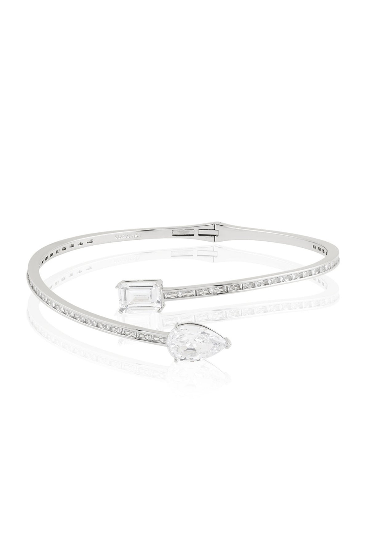 Vivre Diamante Botox Necklace