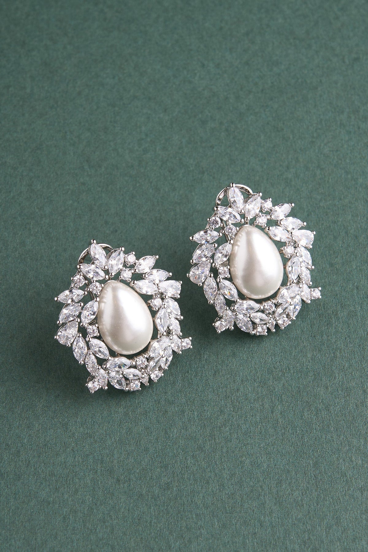 Svara Earrings